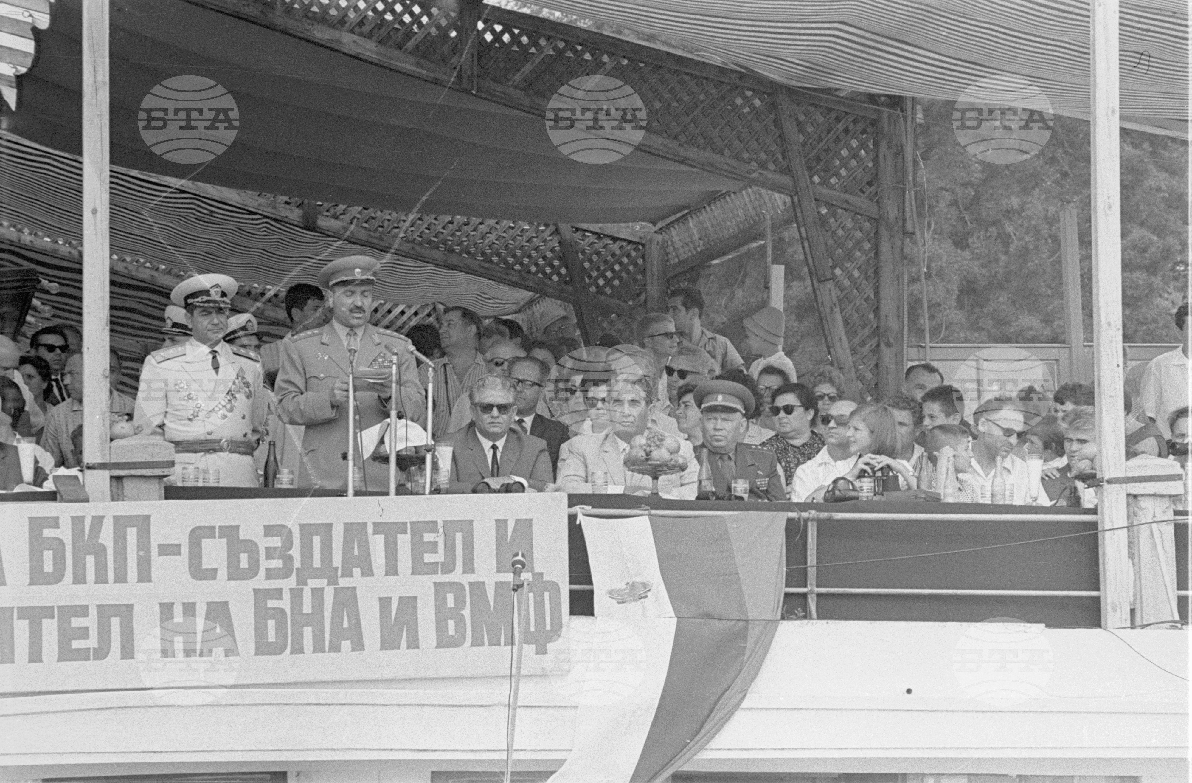 Празник на ВМФ (Военноморски флот) - официалната трибуна