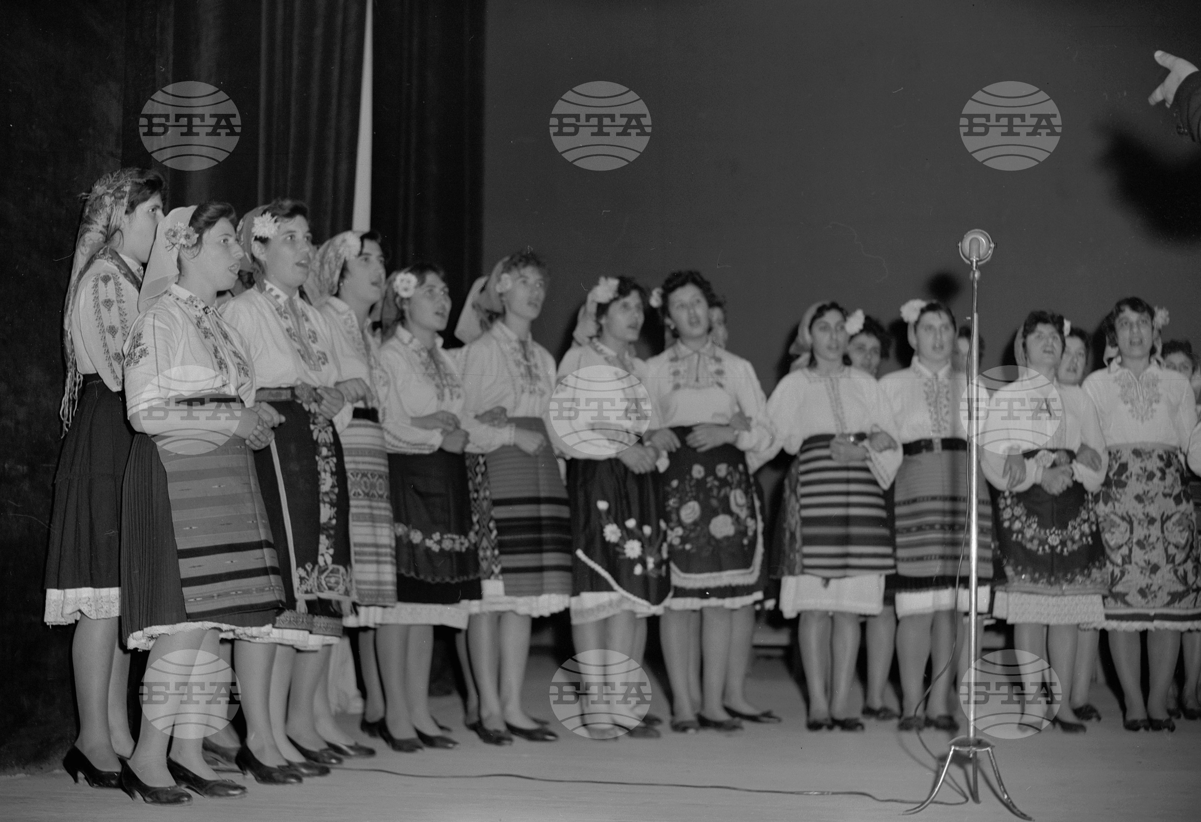 Културен празник в град Елена