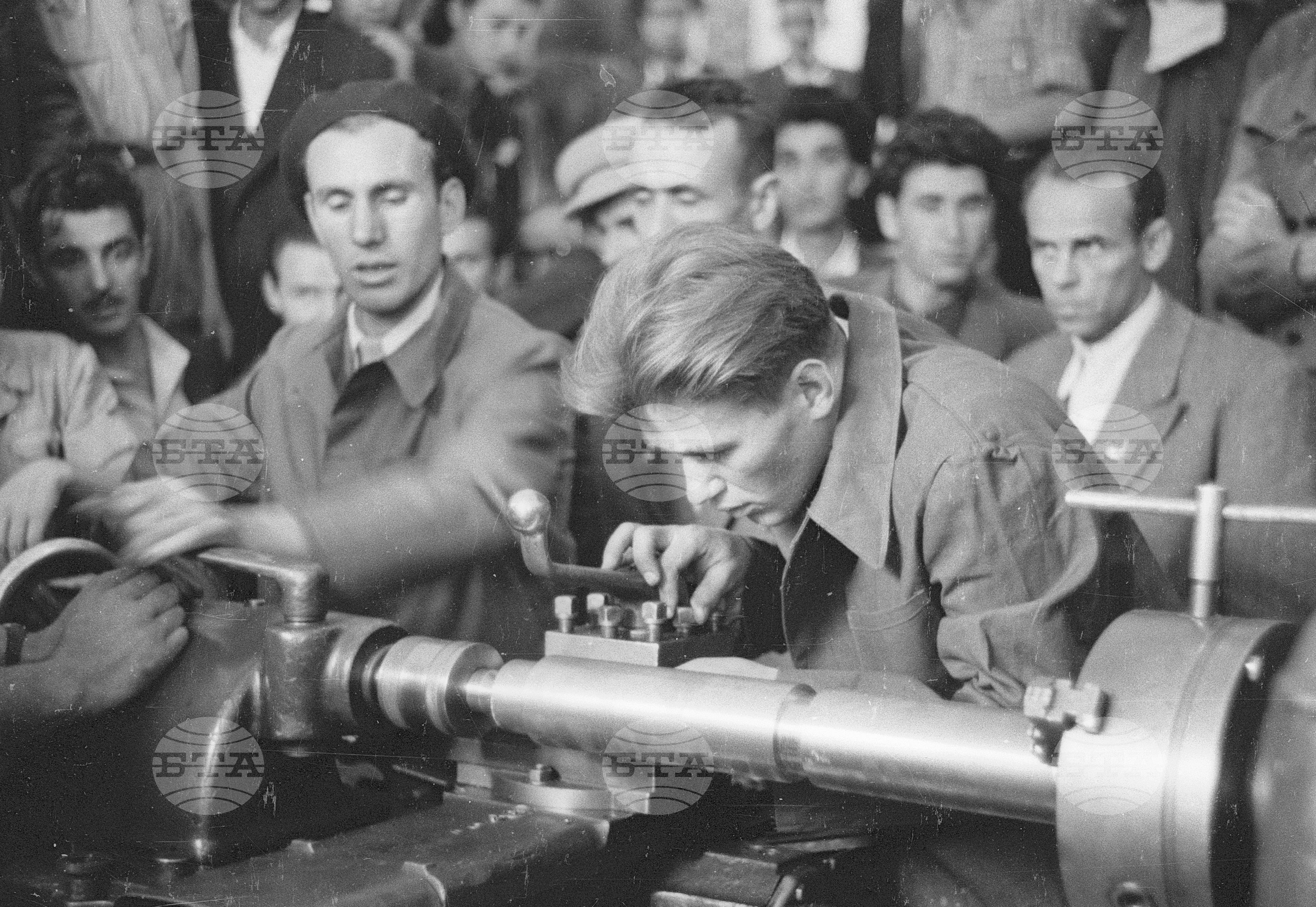Съветските гости по време на месеца на Съветската дружба, 1951 година - Чекирьов, Скрябин и други
