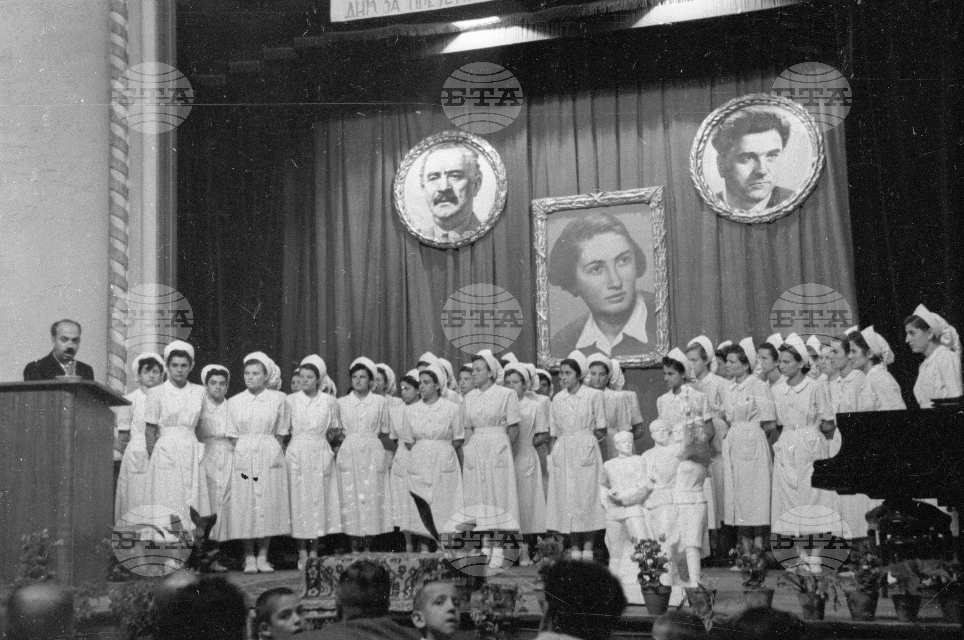 Честване годишнина от Септемврийското въстание, 1951