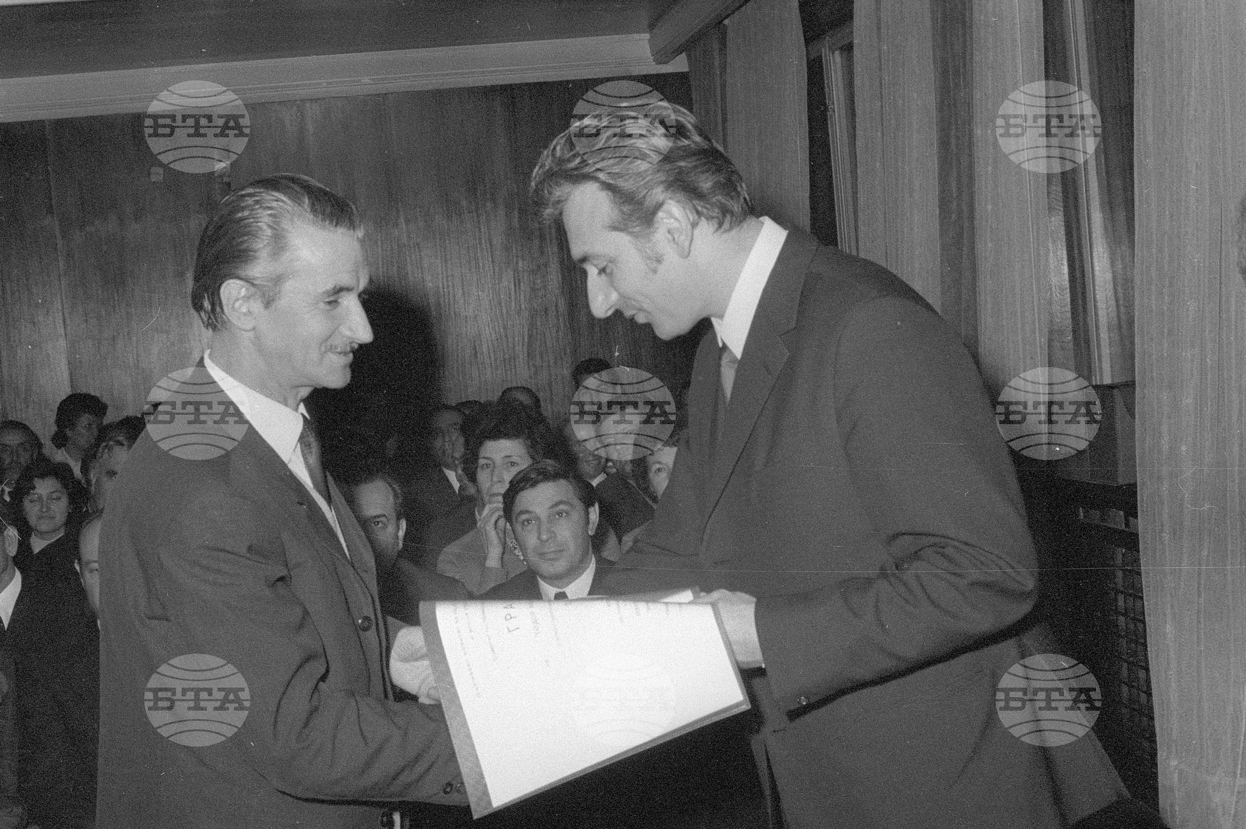 Връчване на наградите за най-красив предмет с висока технологични и икономични качества в Комитета за наука, технологичен прогрес и висше образование