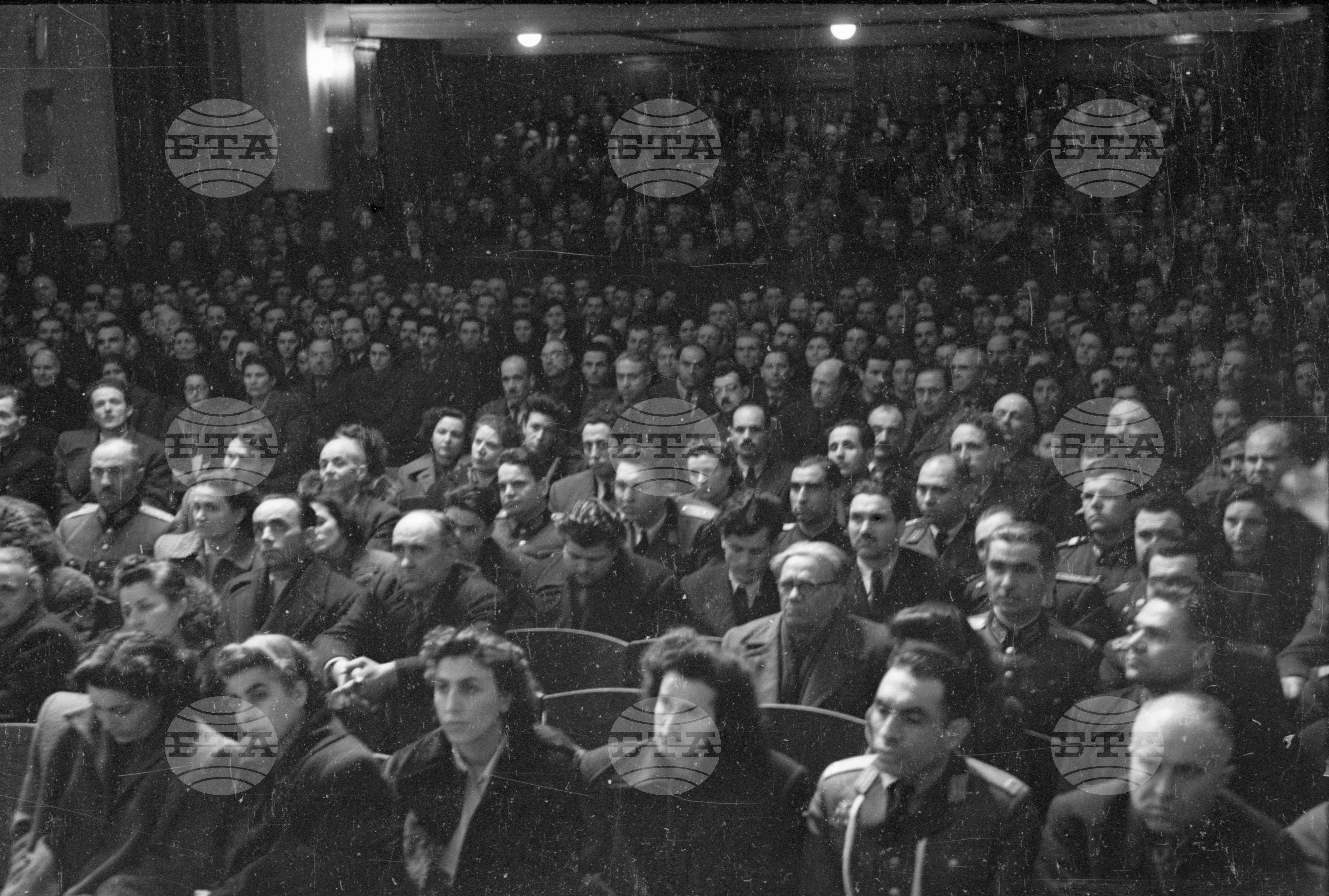 Тържества и празнична манифестация за Великата октомврийска революция 1951 год