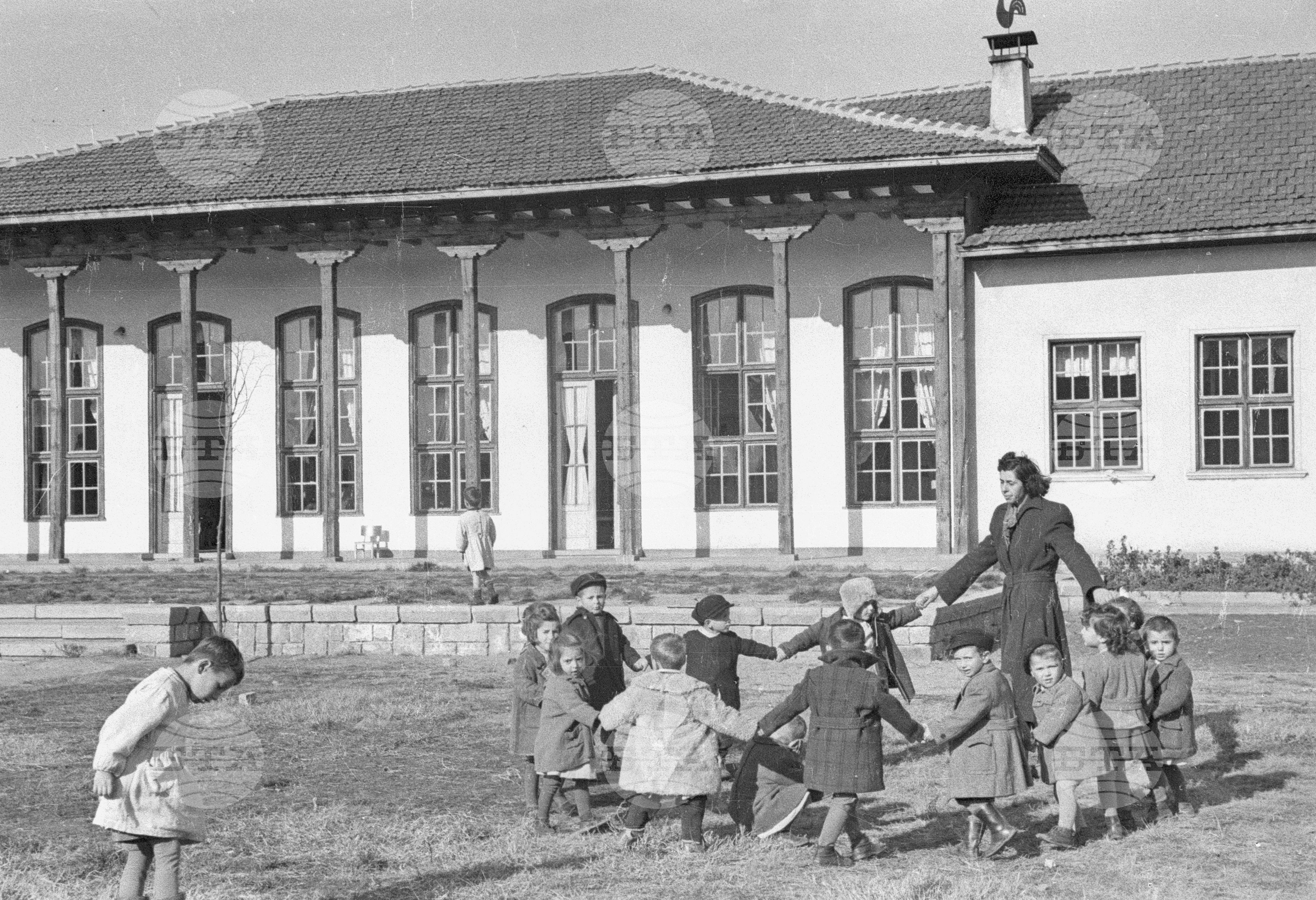 Посещение в Детската градина на делегатите от III конгрес на Профсъюза на продоволствените и тютюневи работници от МДФТ Пловдив