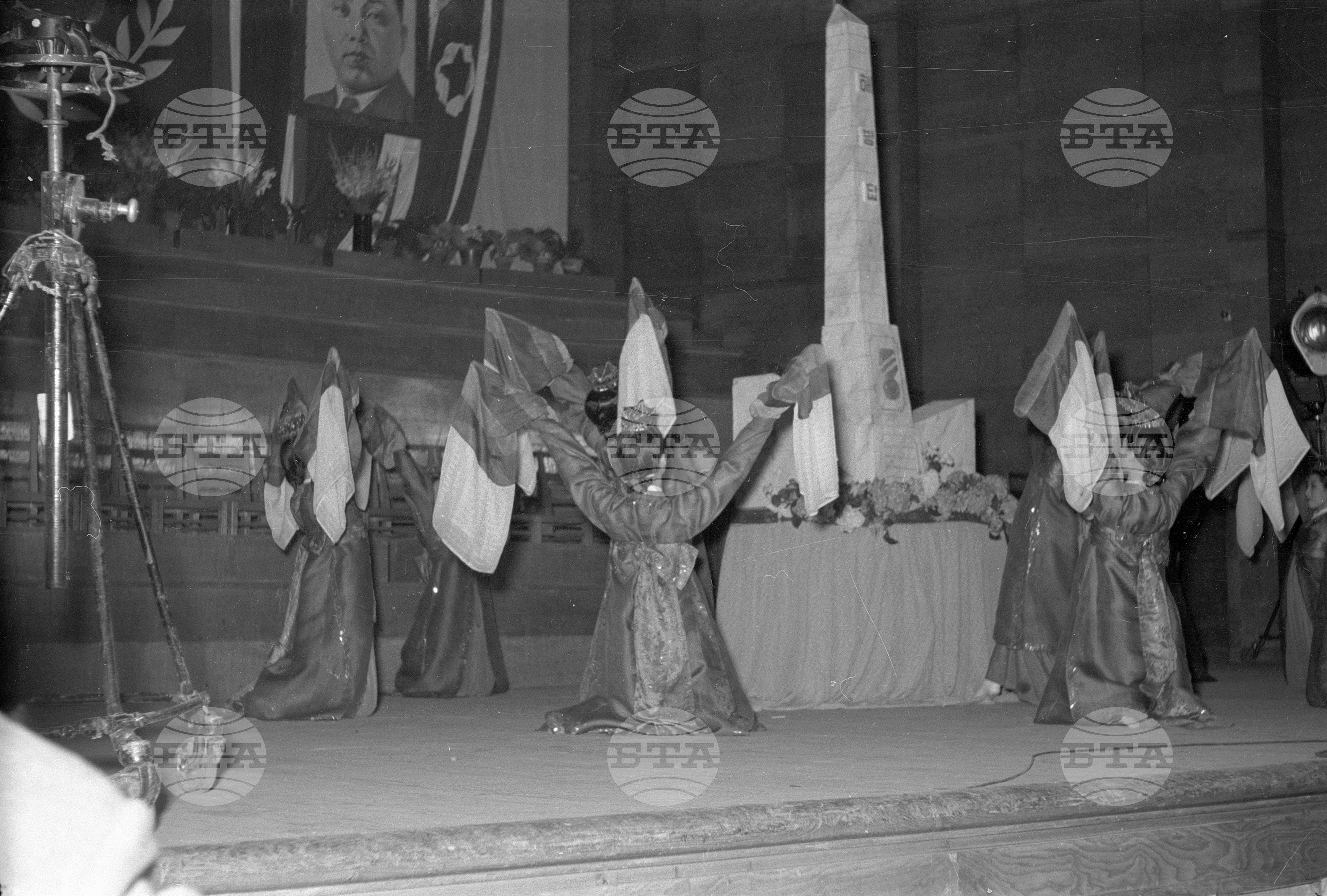 Ансамбъл за песни и танци при Корейската народна армия в България - 1953 година