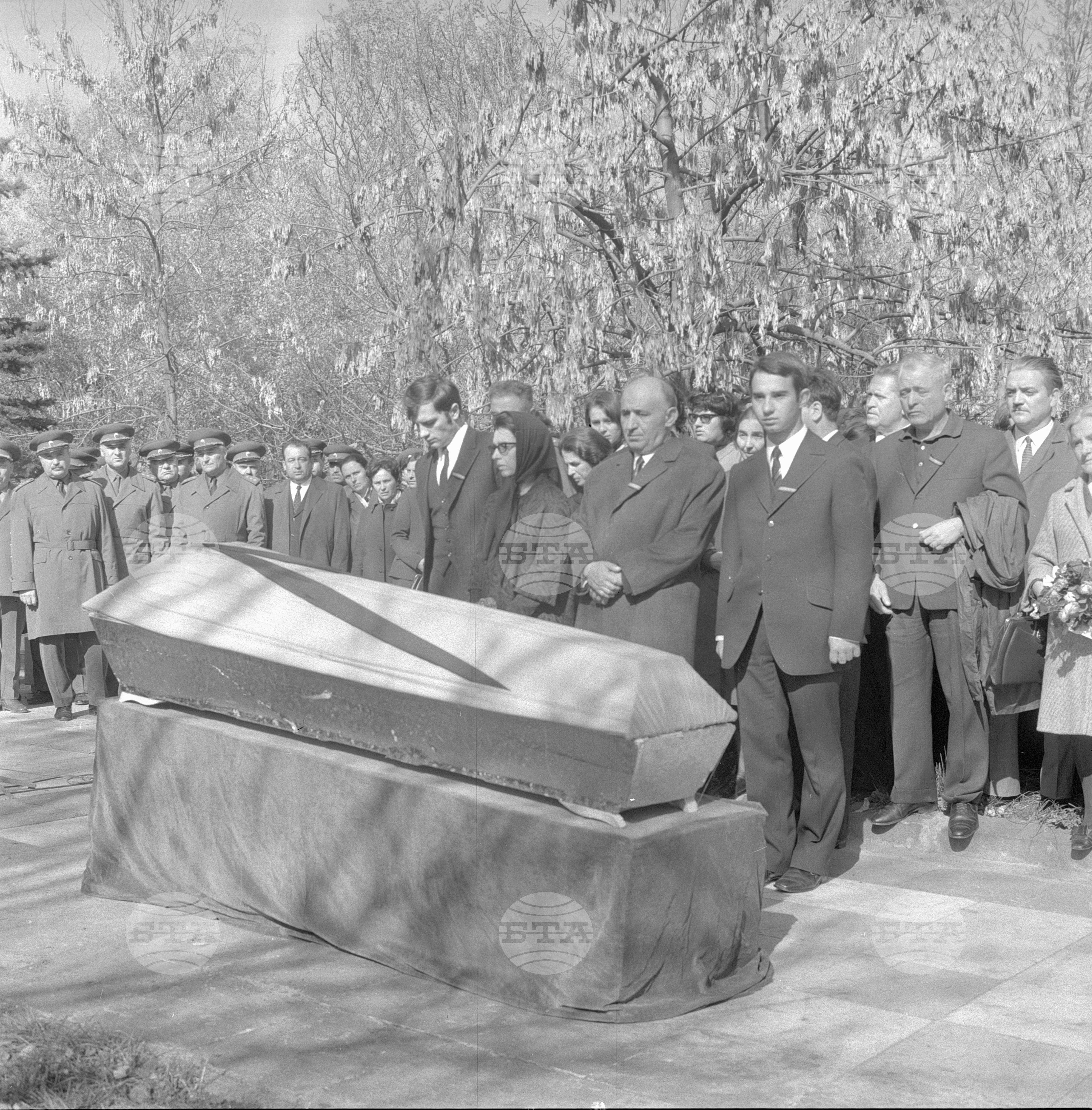 Погребението на доктор Мара Малеева Живкова