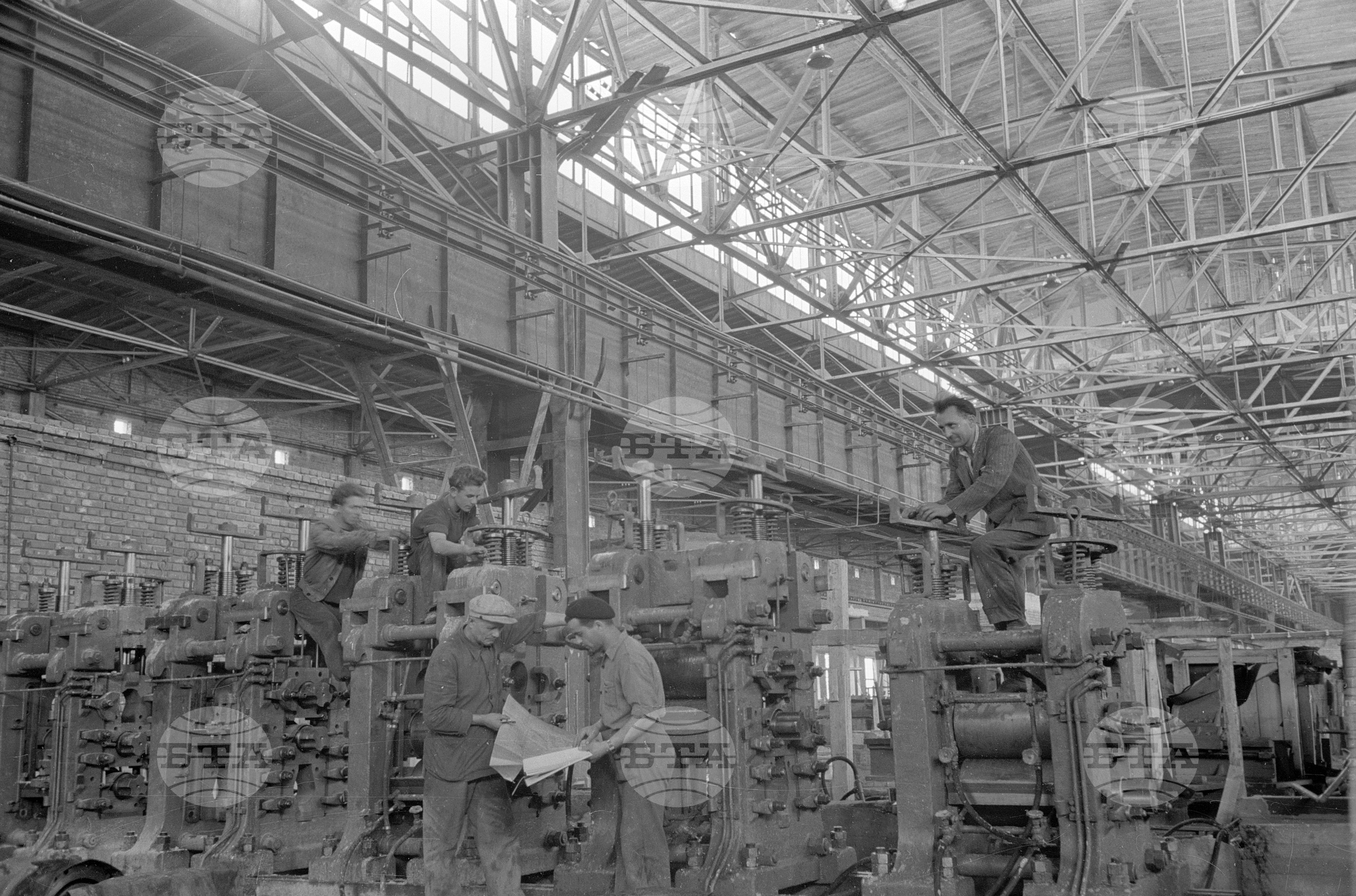Държавен металургичен завод „Ленин“ - 1953 година - строеж