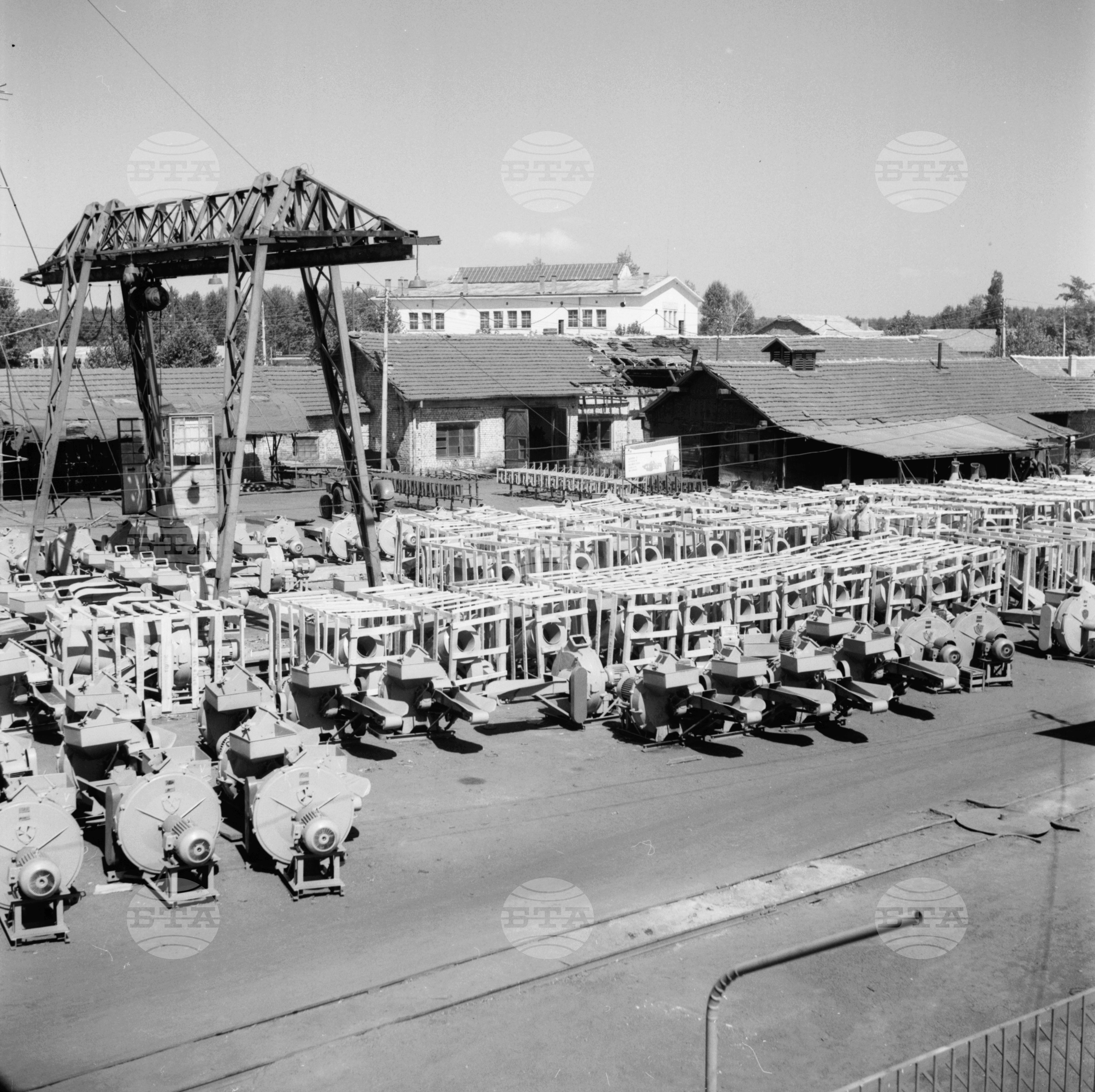 Нефтопреработвателен завод 1963 година