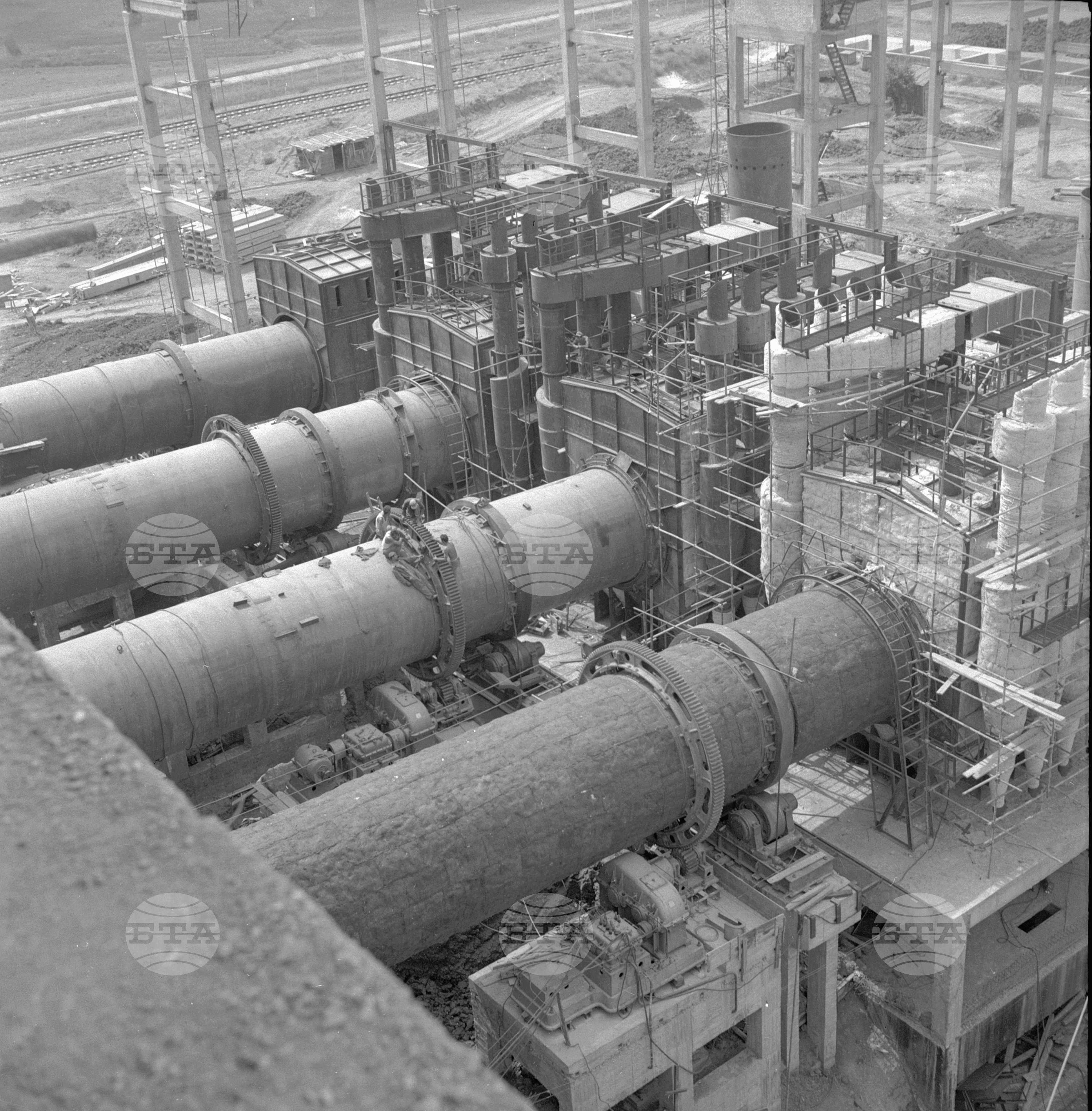 На строежа на Азотно-торовия завод край Стара Загора 1962г. част 7