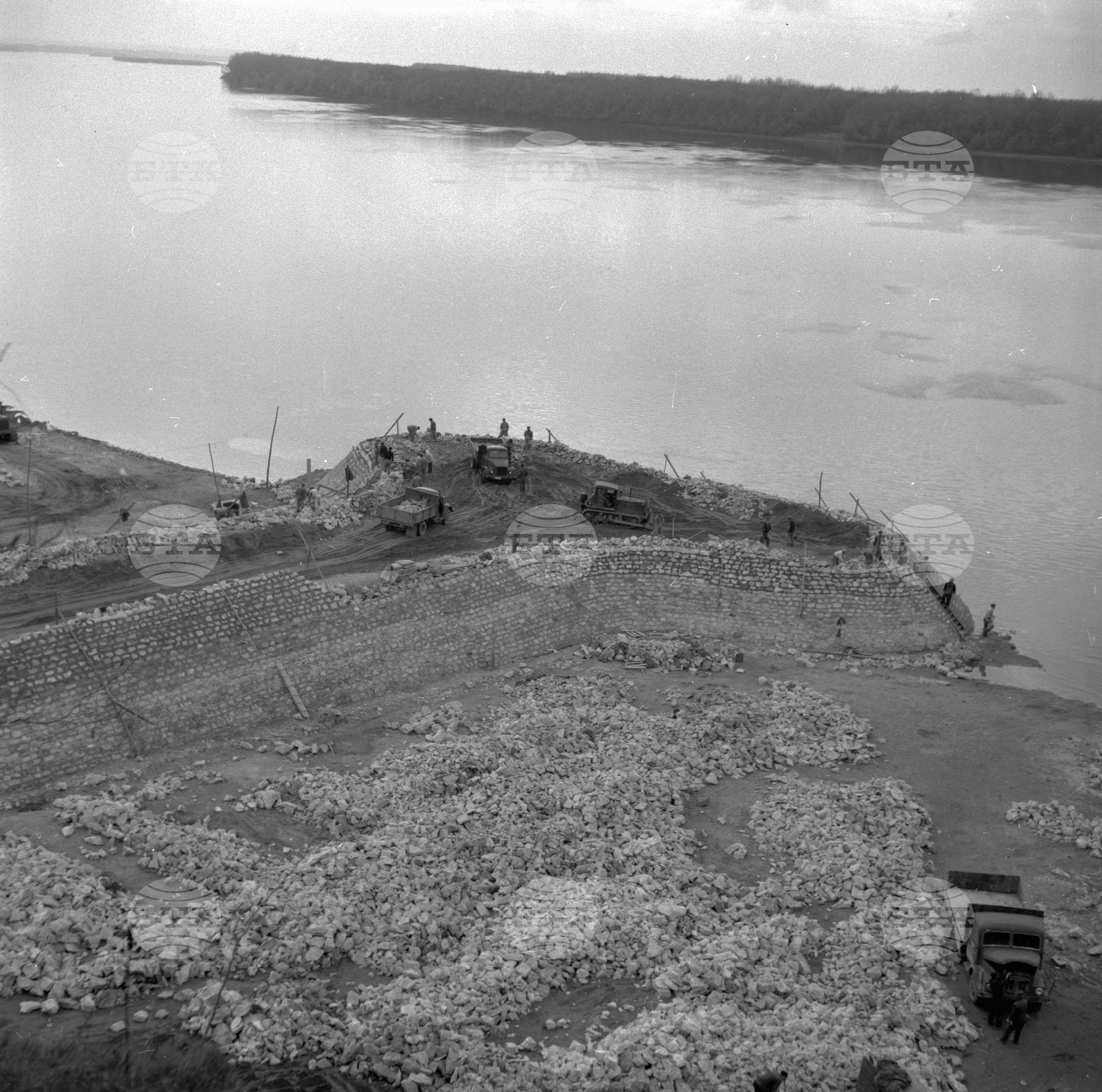 Напоителната система "Шишманов вал" край село Козлодуй, Врачански окръг