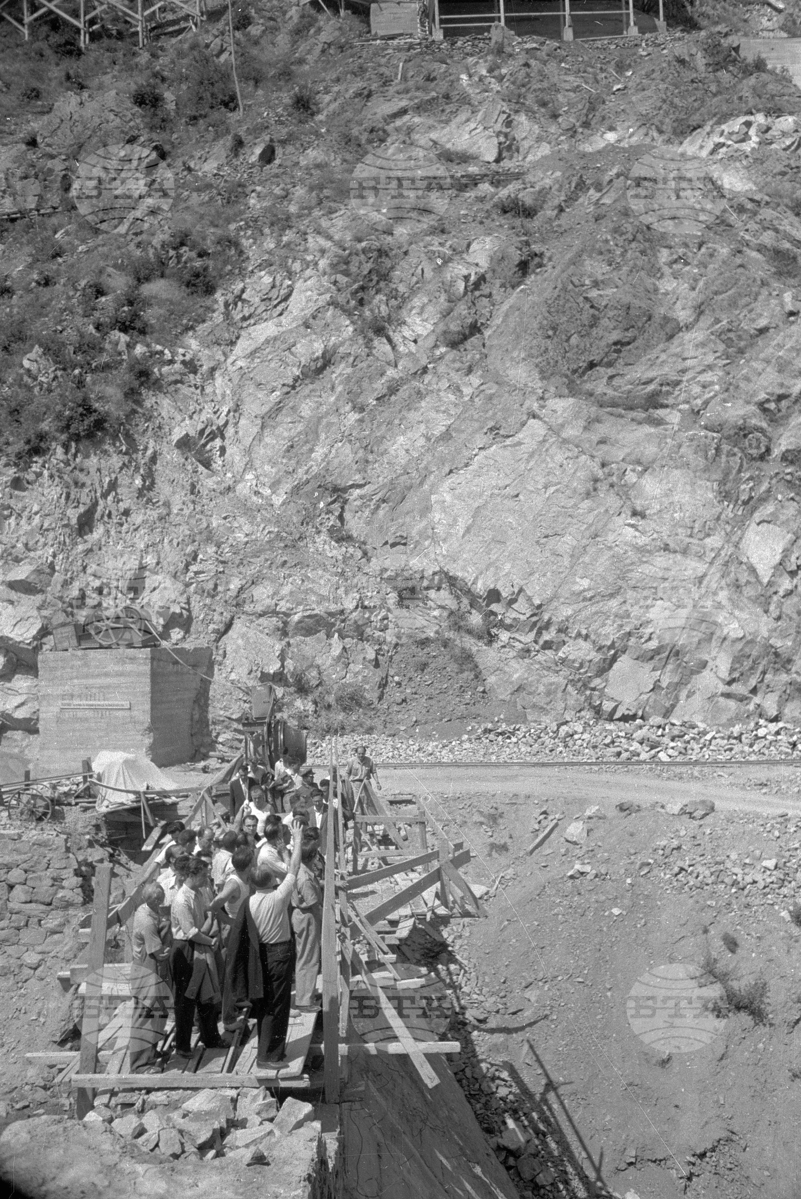 Язовир "Сталин" - снимки от изграждането му през 1952 година