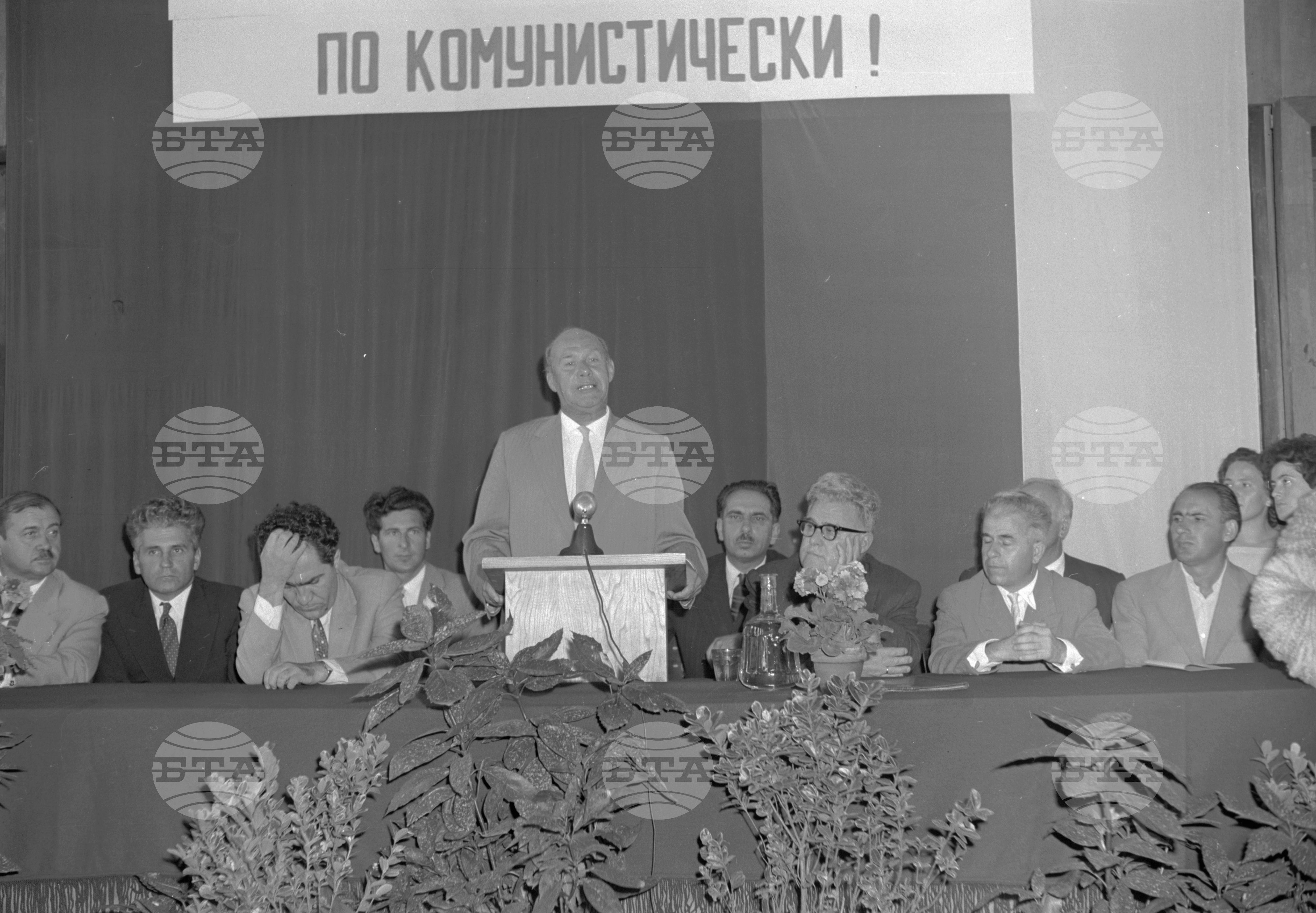Откриване на  новата учебна 1961/1962 година в столичните учебни заведения