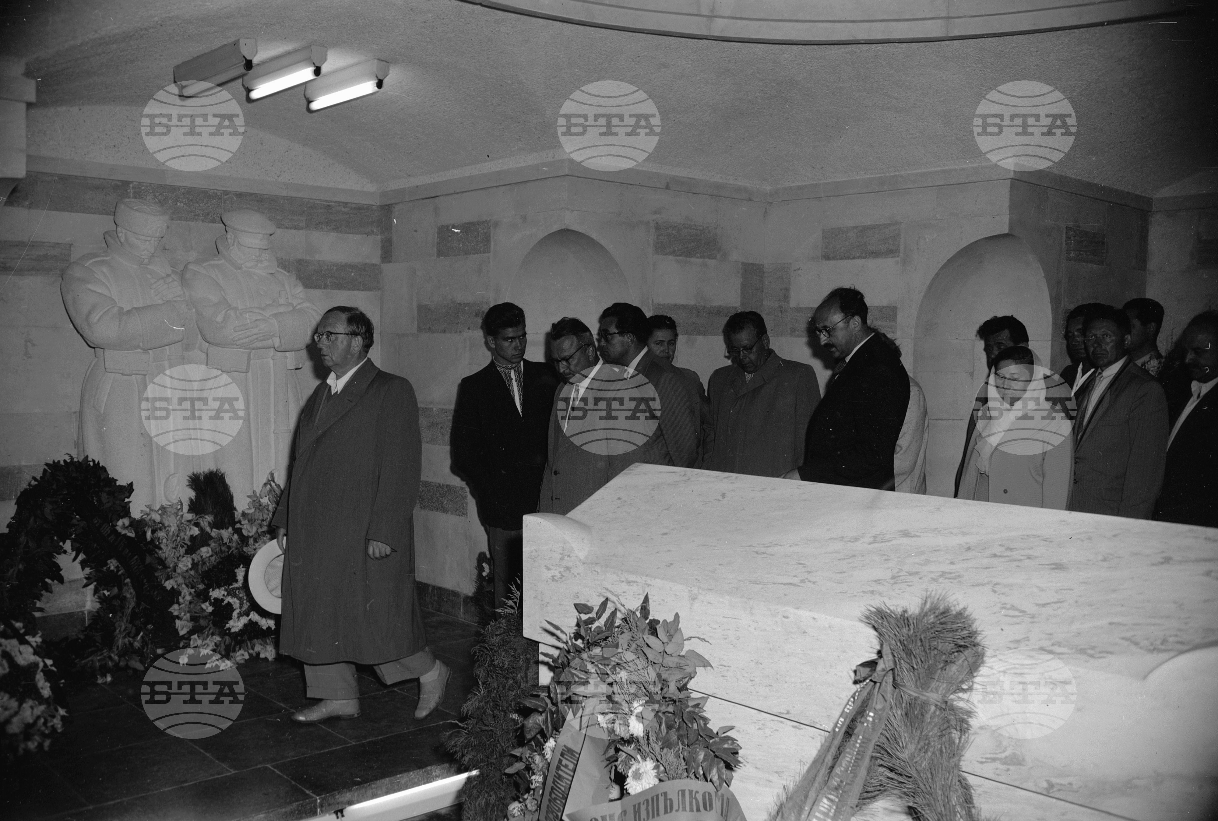Пребиваването на съветските партийни дейци - П. Н. Поспелов и А. П. Кириленко