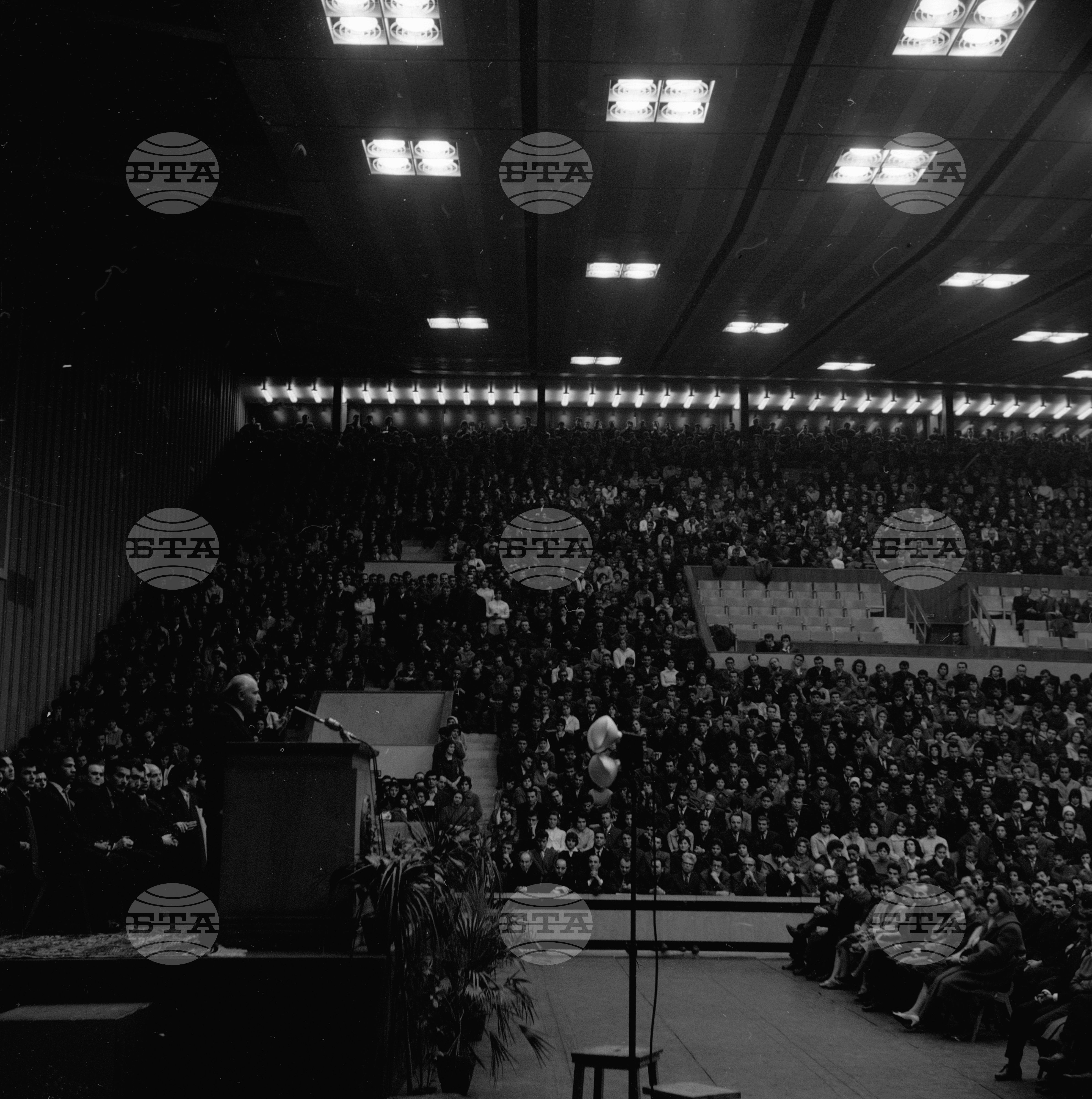 Тържествено събрание в София по случай празника на студентската младеж 1962 година