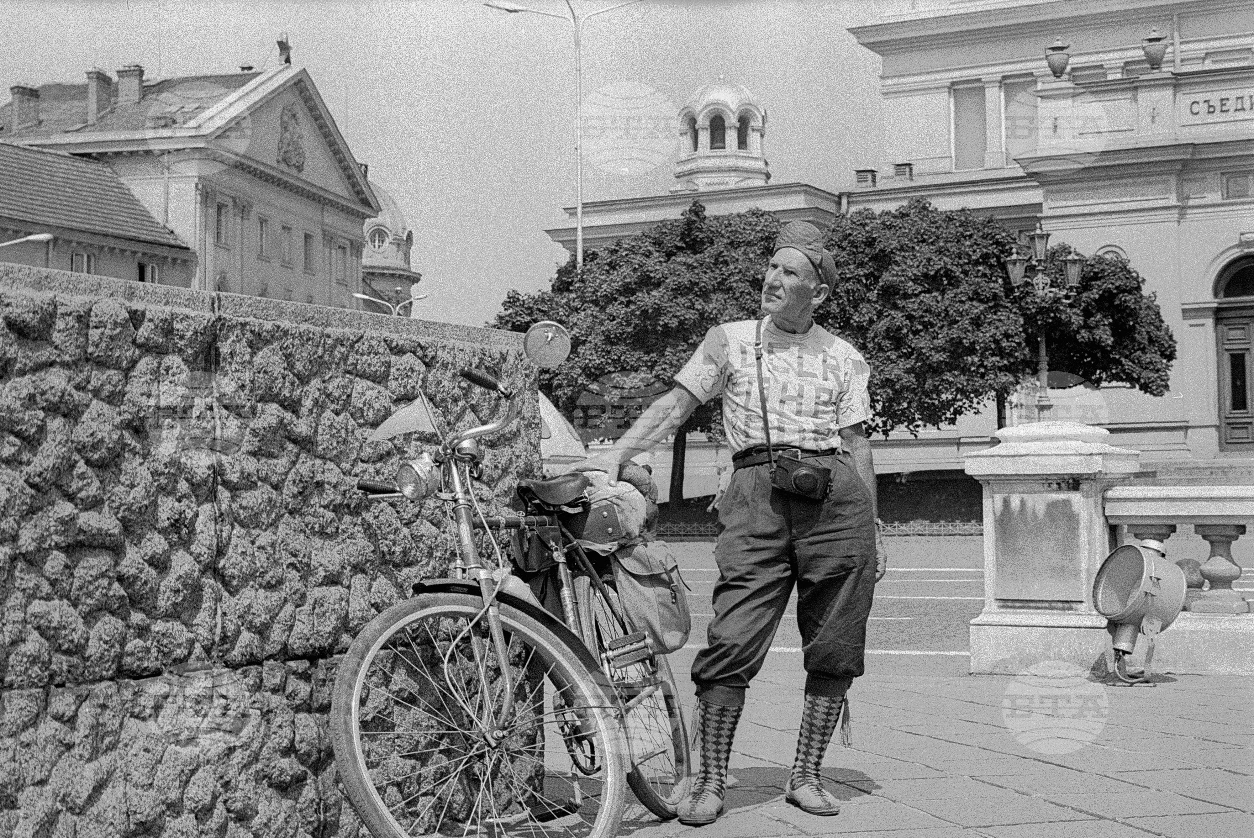 Репортаж за 64 - годишния Александър Ив. Васильженко - велотурист