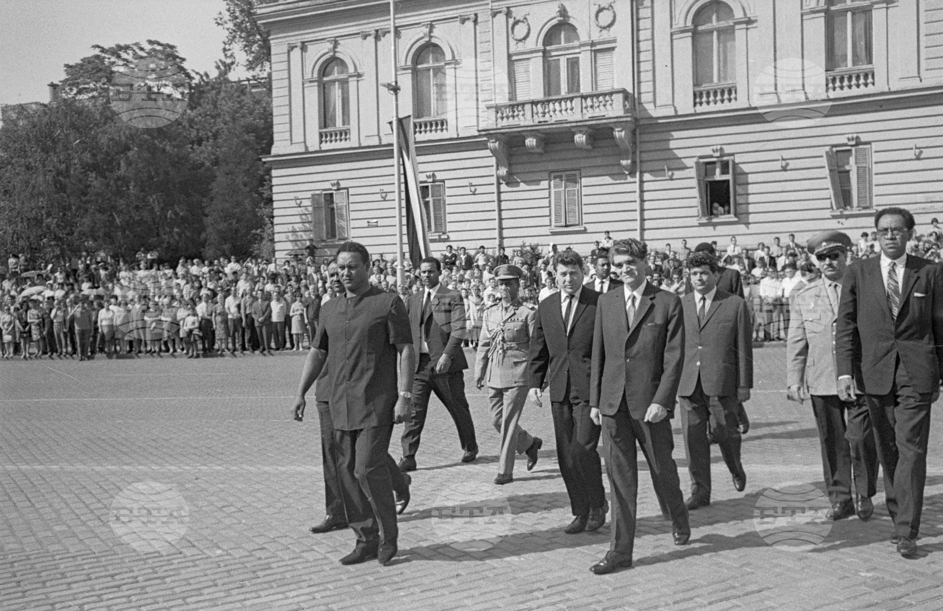 Генерал-майор Джафаар Мохамед Нимейри на посещение в България - част 1