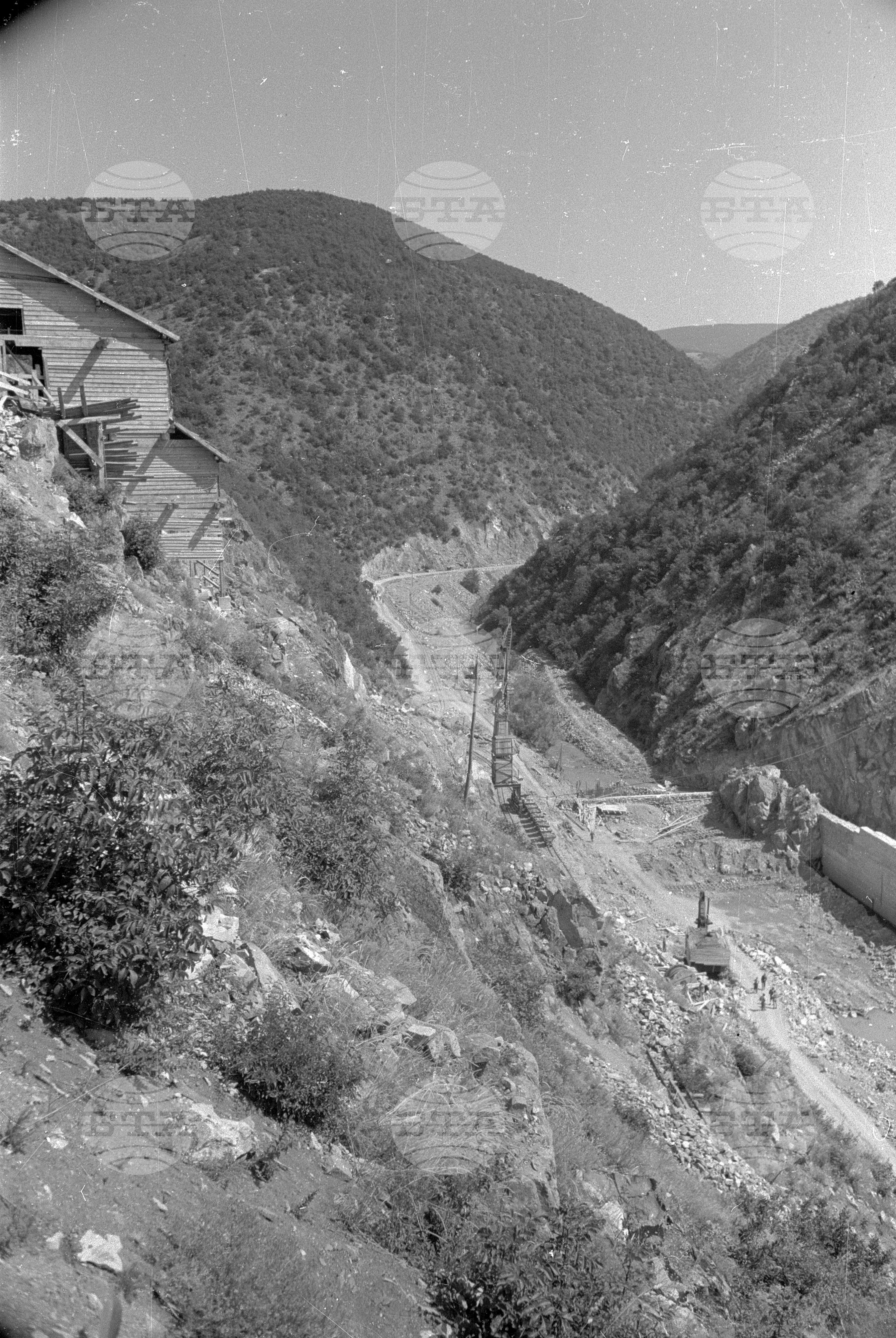 Язовир "Сталин" - снимки от изграждането му през 1952 година