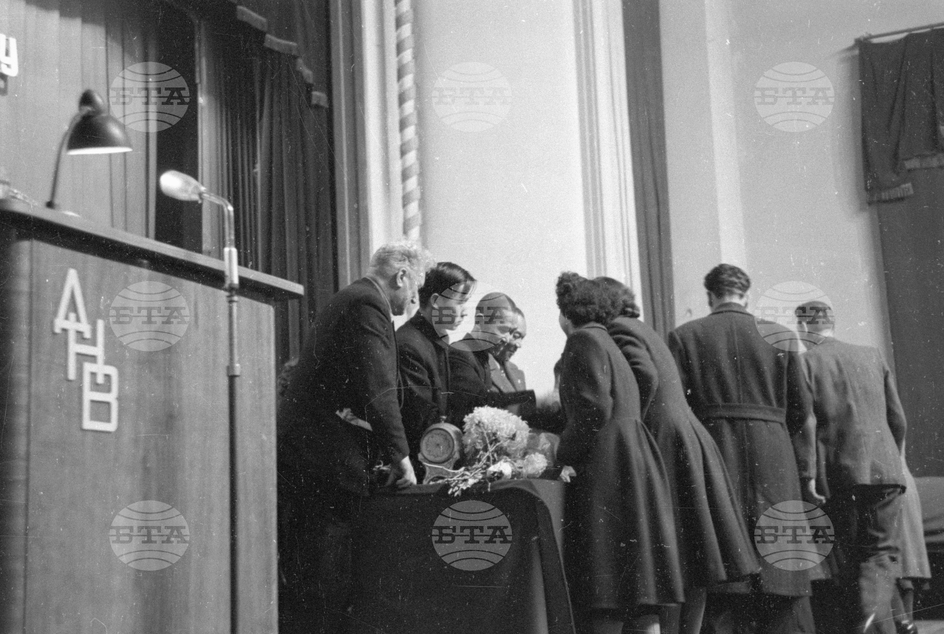 Делегати на III конгрес на ОРПС (Общ работническо професионален съюз), състоял се на 16.12.1951г