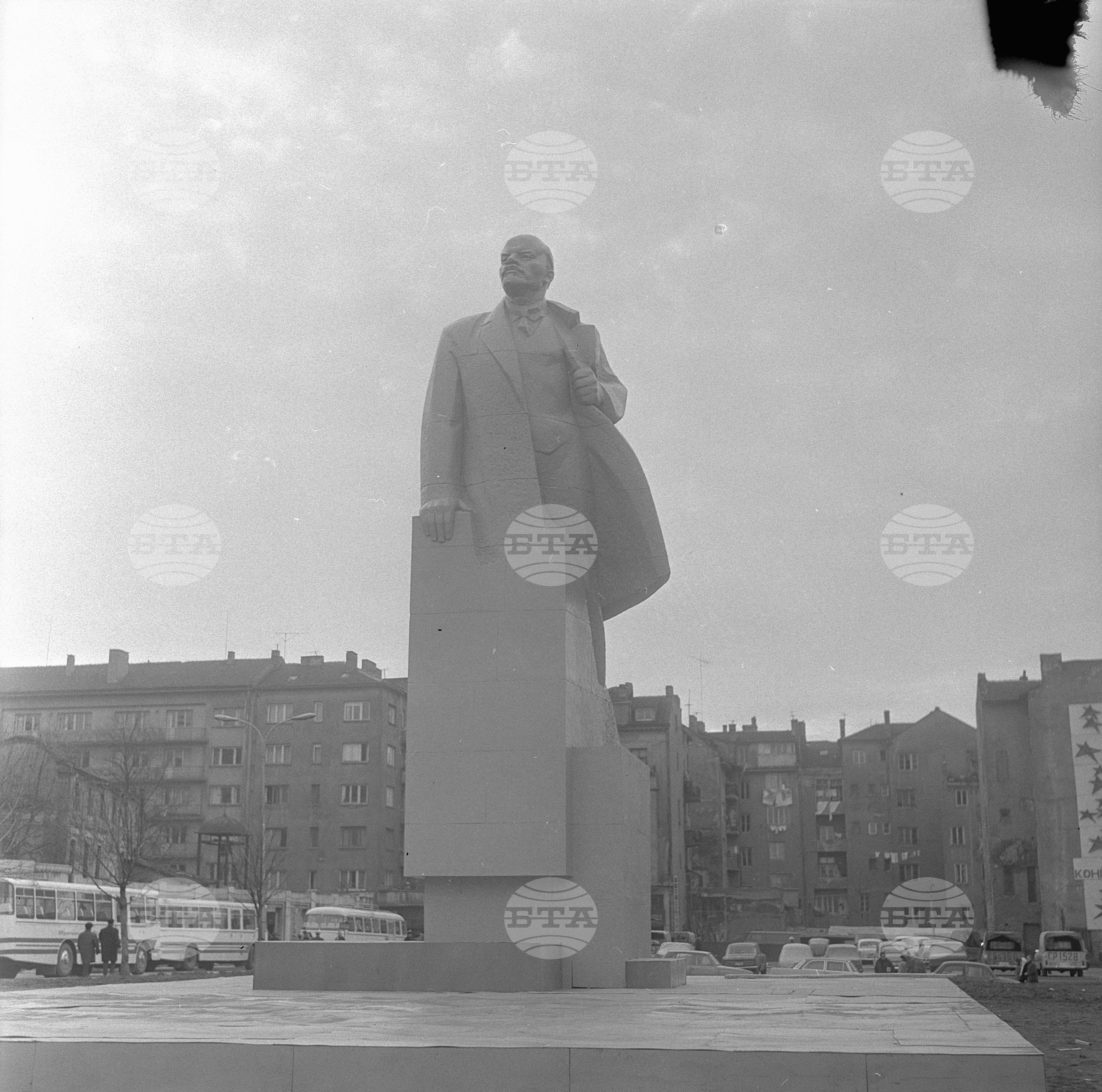 Макет на паметника на В.И. Ленин в центъра на София