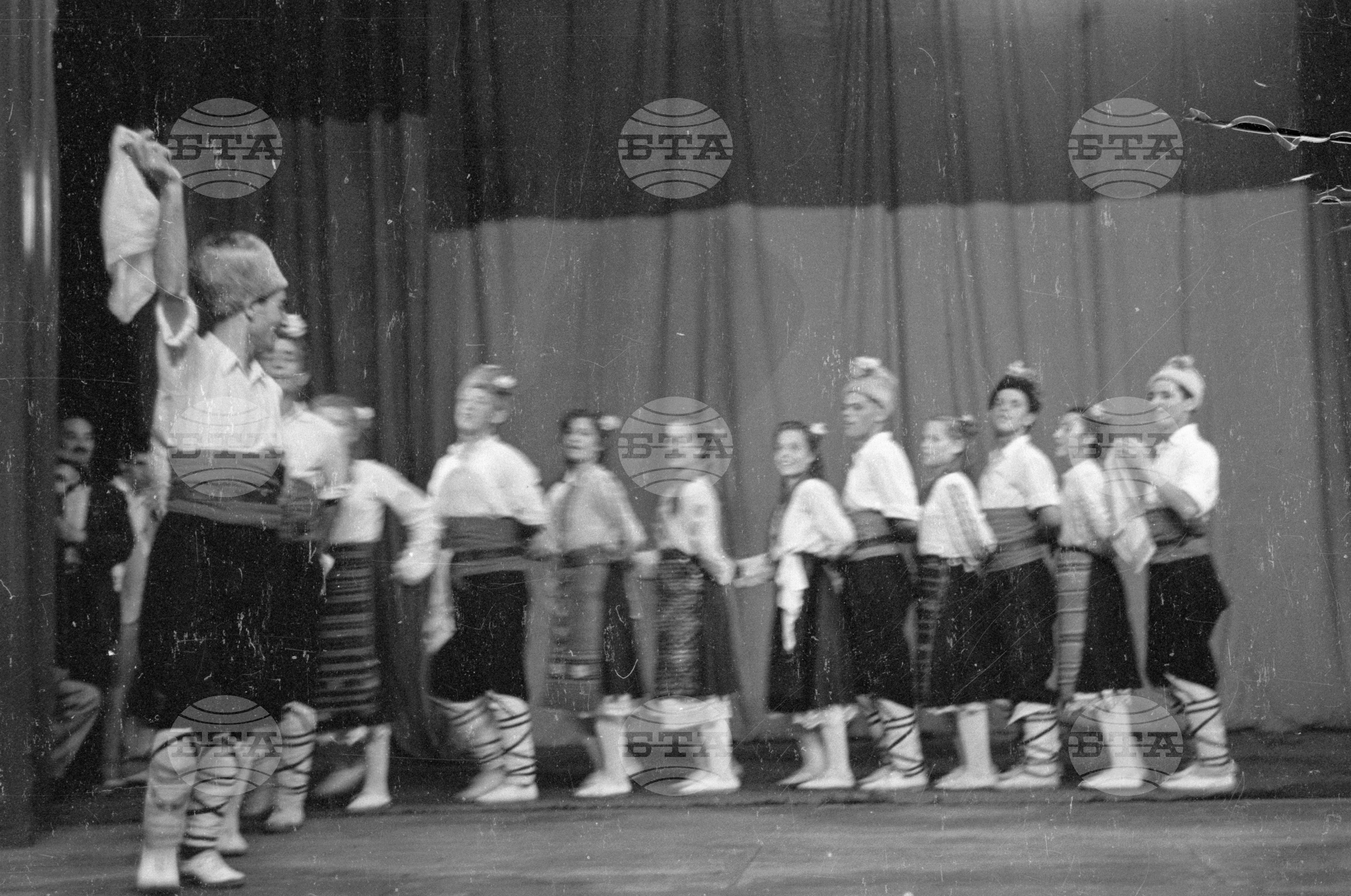 Окръжен преглед на художествената самодейност, 1951