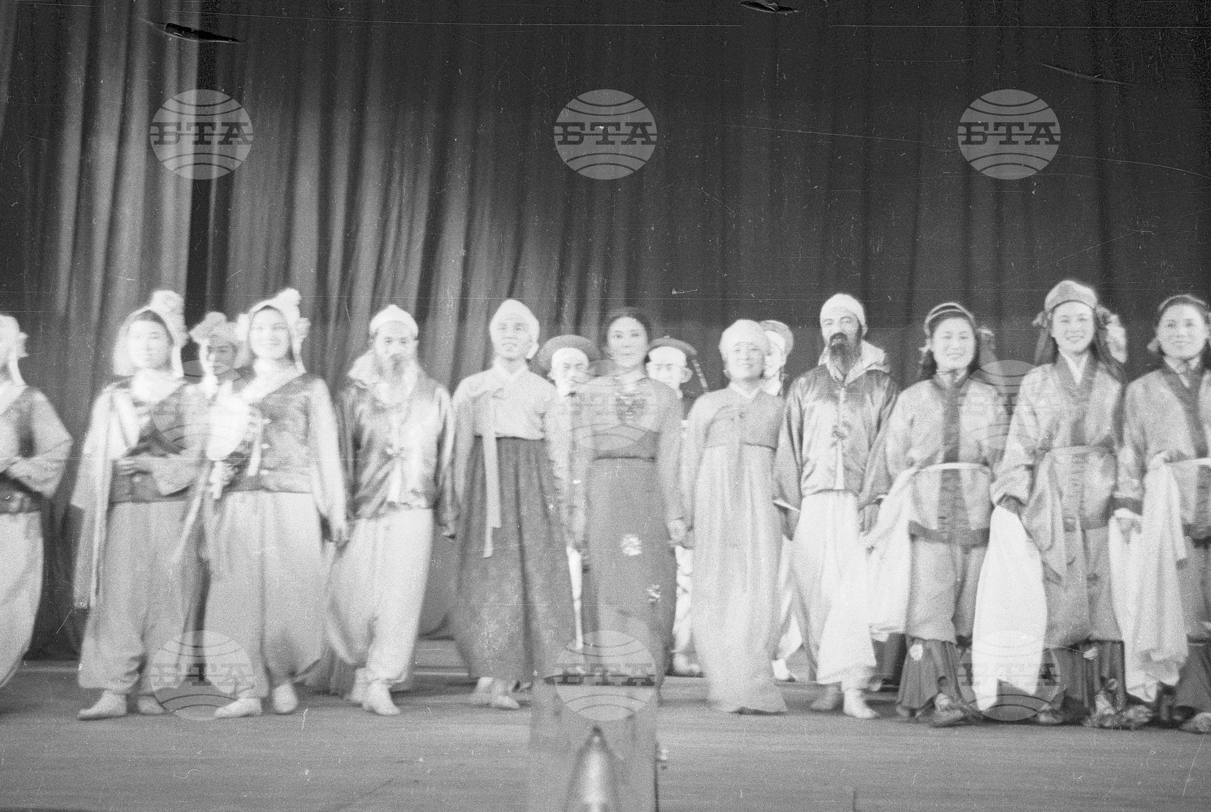 Корейски ансамбъл в Пловдив, 1951