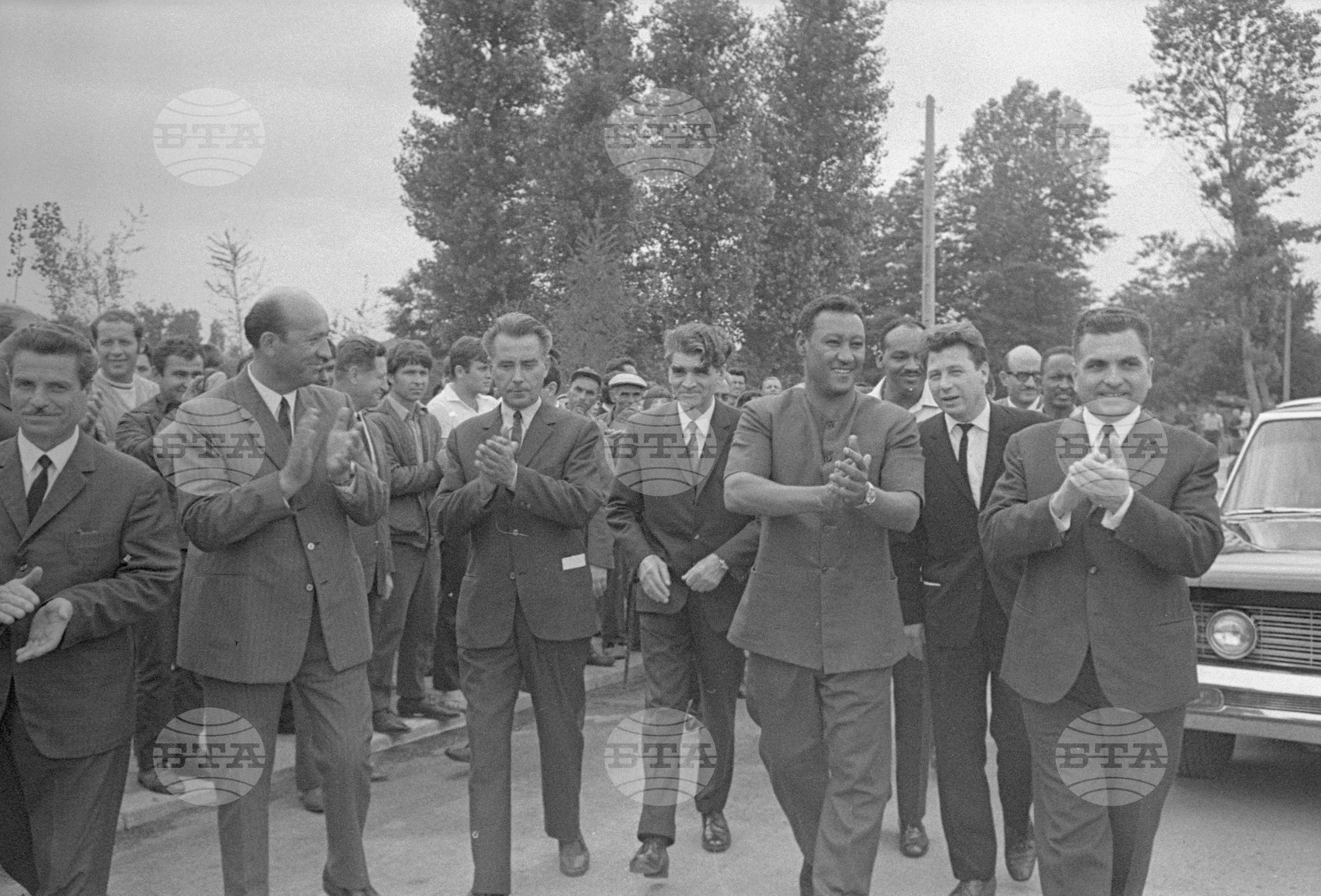 Генерал-майор Джафаар Мохамед Нимейри на посещение в България - част 4
