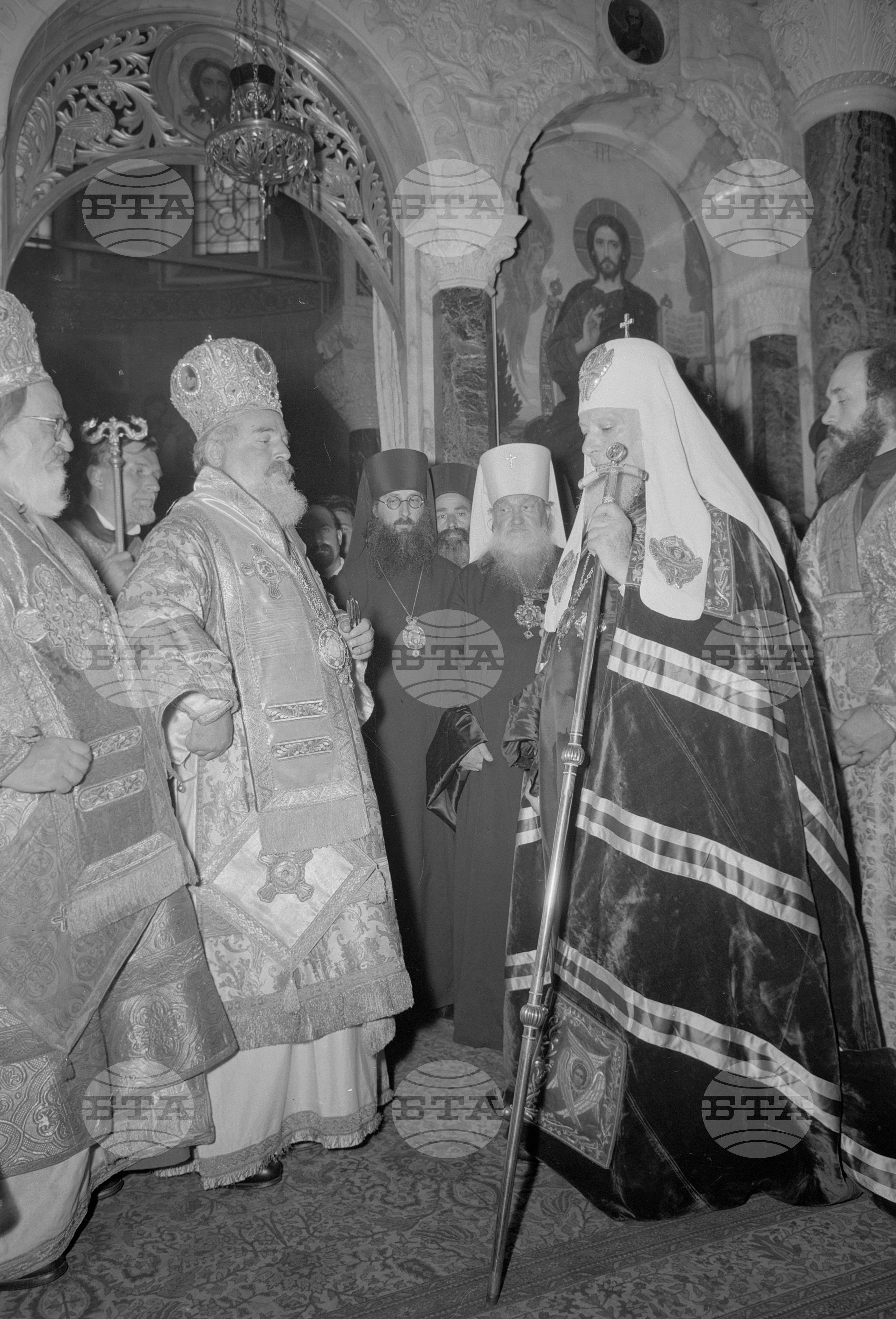 Всерусийският патриарх Алексей на богослужение в храм-паметника "Александър Невски" в София