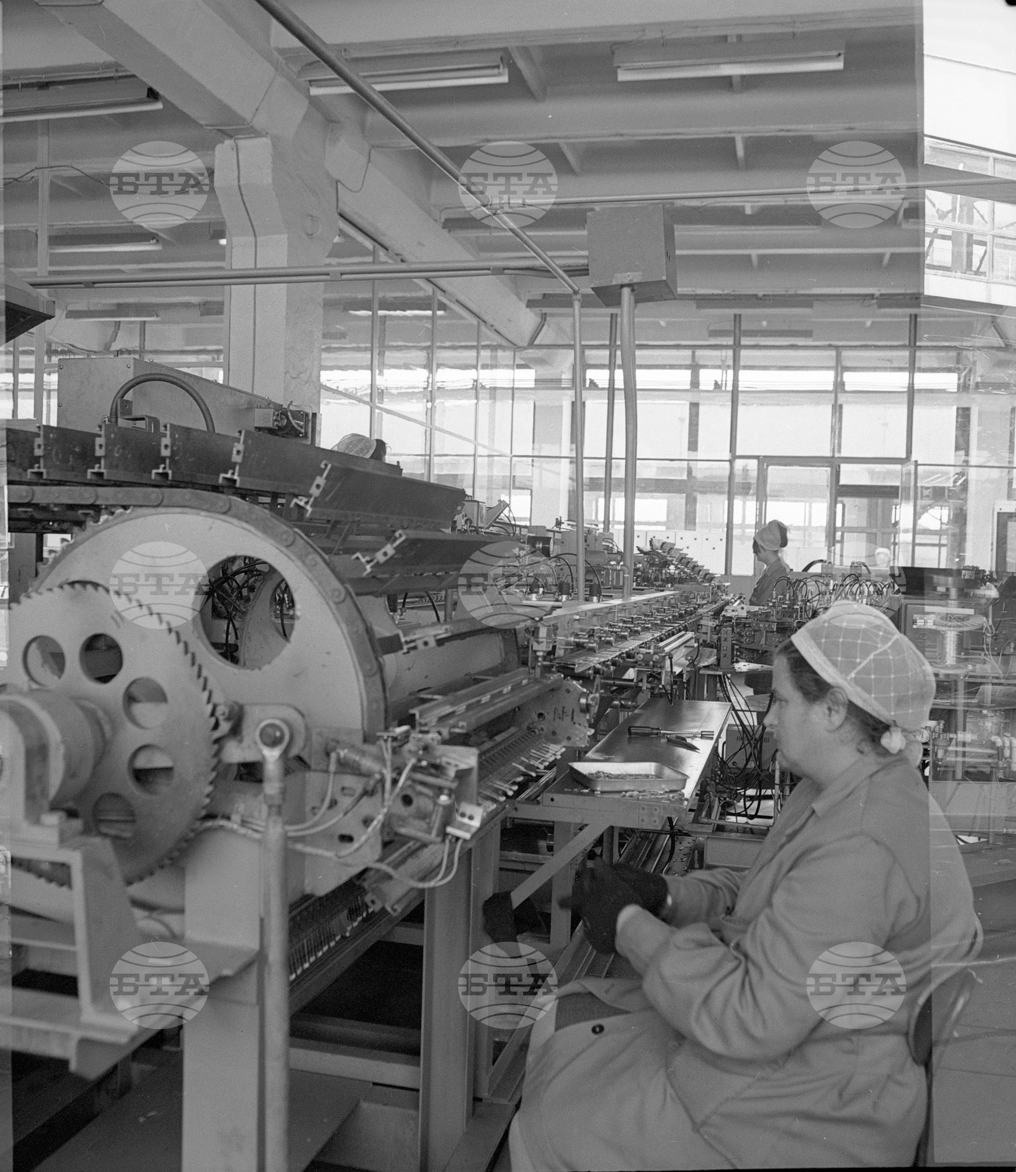 Завод за кондензатори в град Кюстендил - 1972 година