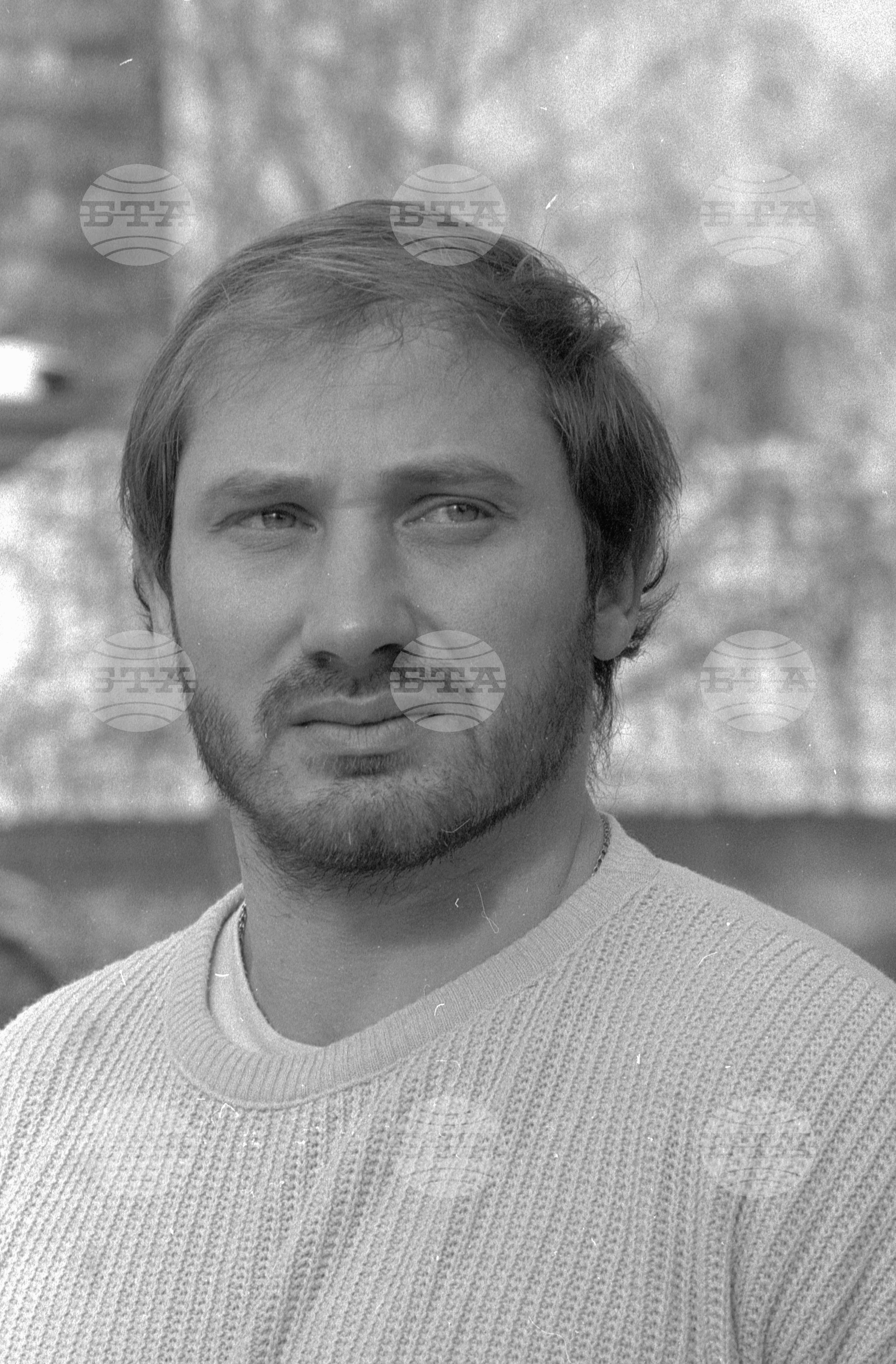 Портрети на Нешка Робева,Бианка Панова и Атанас Търев