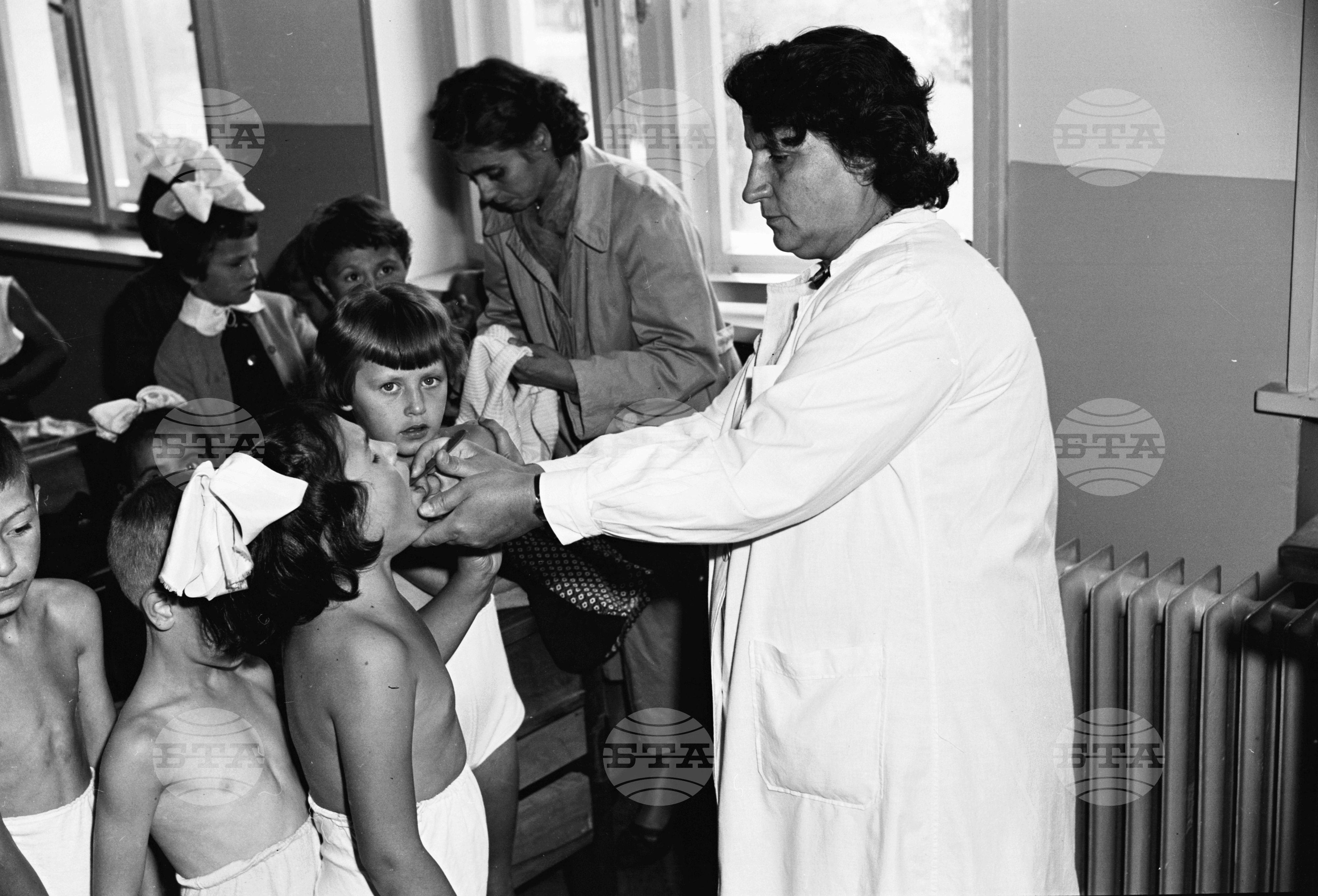 Откриване на новата учебна година - 1958/59 година в София