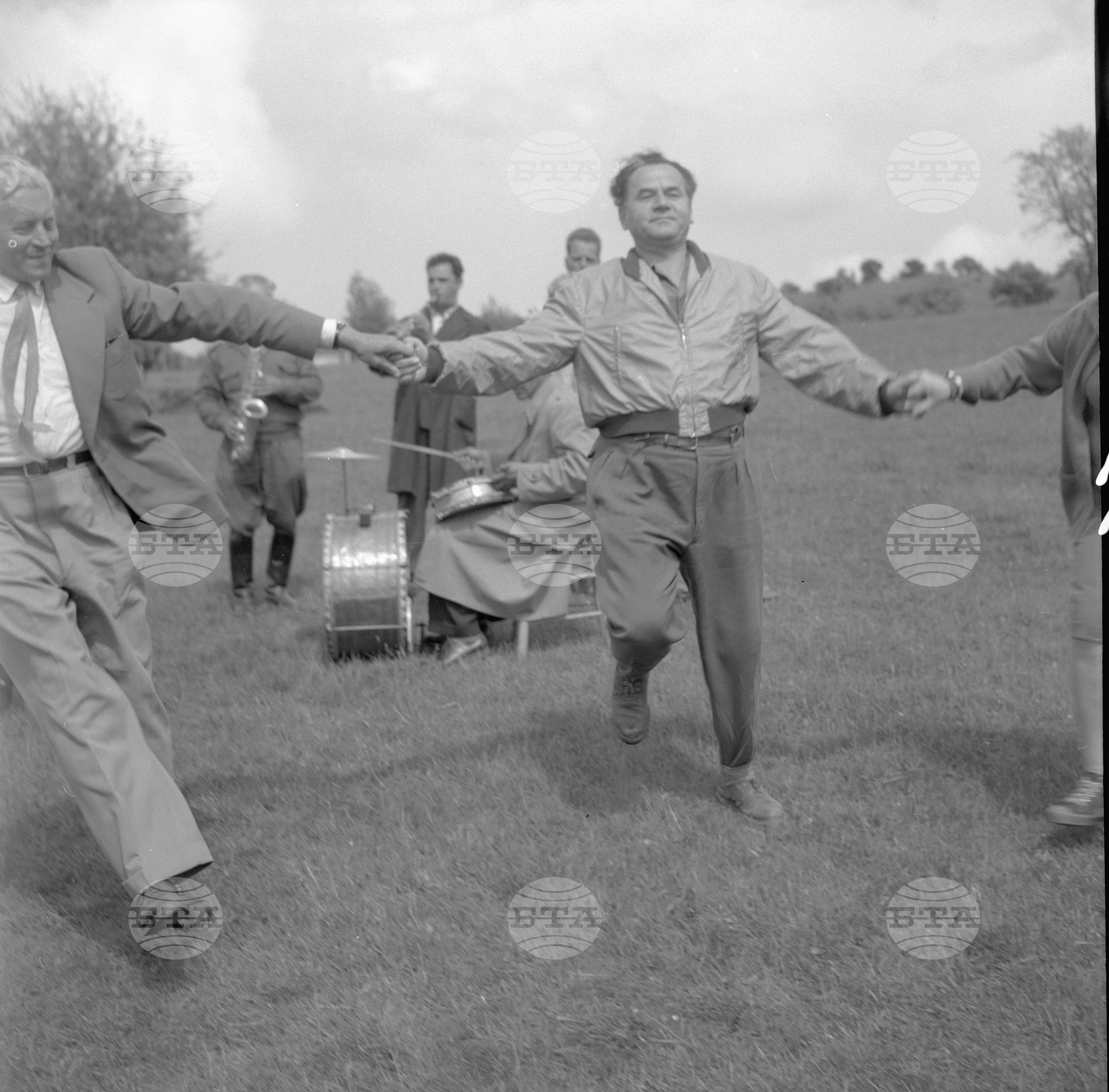 Другарска среща