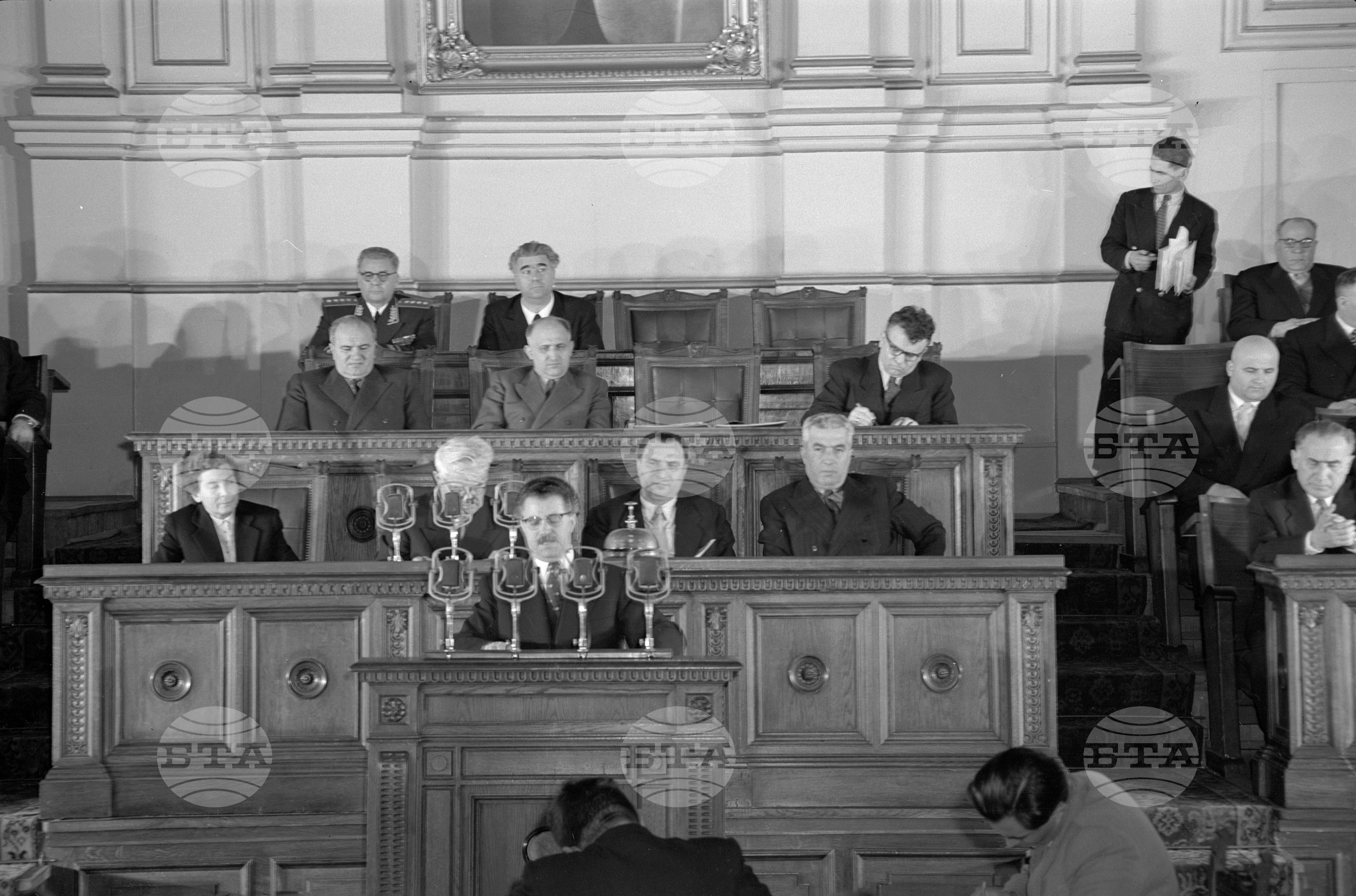 Първа извънредна сесия на III-то Народно събрание