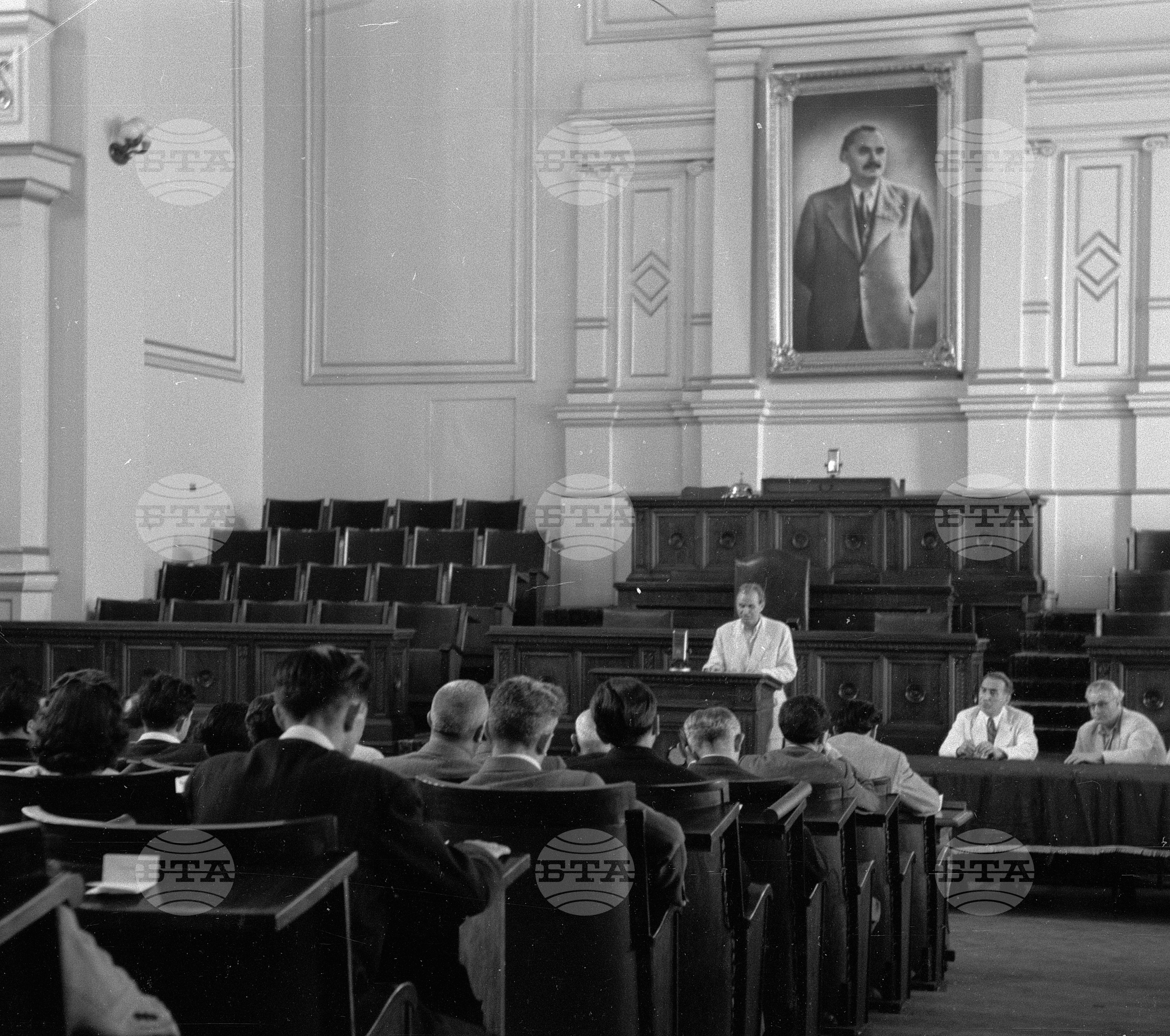 Връчване на Димитровски награди на лауреатите за 1951 година