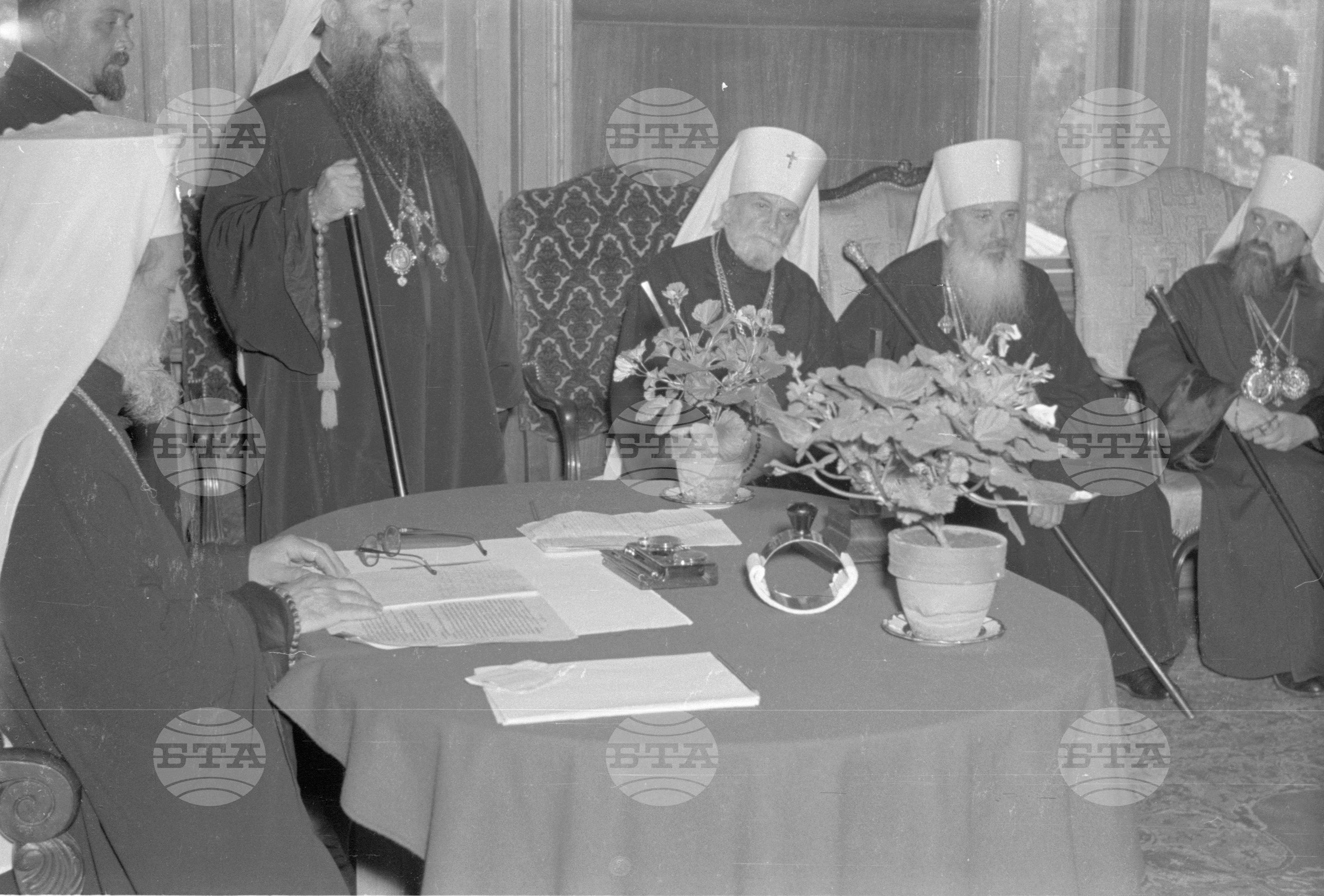 Тържествено заседание на Светия Синод с патриарха Кирил Пловдивски и гостите по случай избирането на патриарх на Българската православна църква