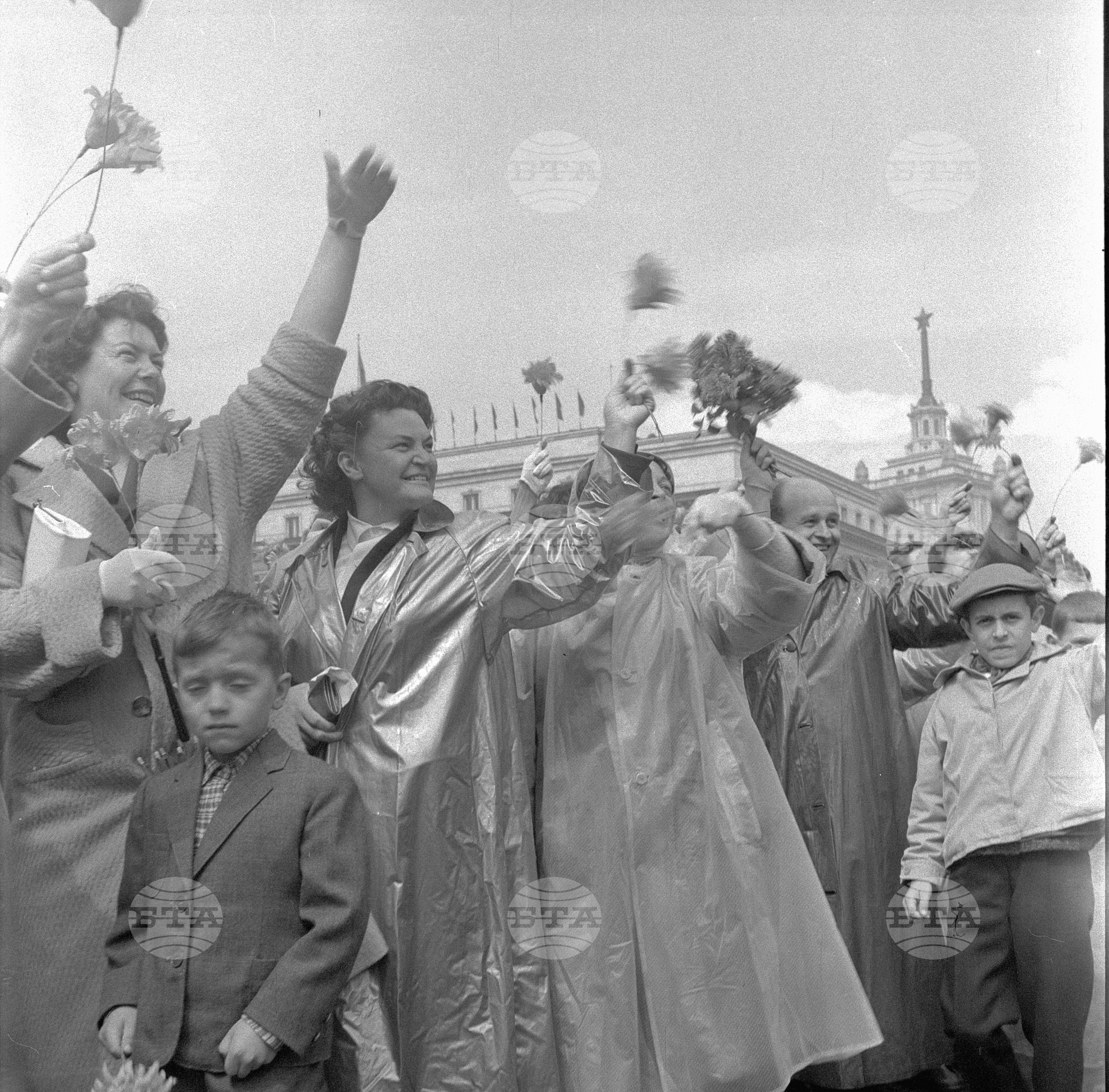 Първомайска манифестация на трудещите се в София (1961)
