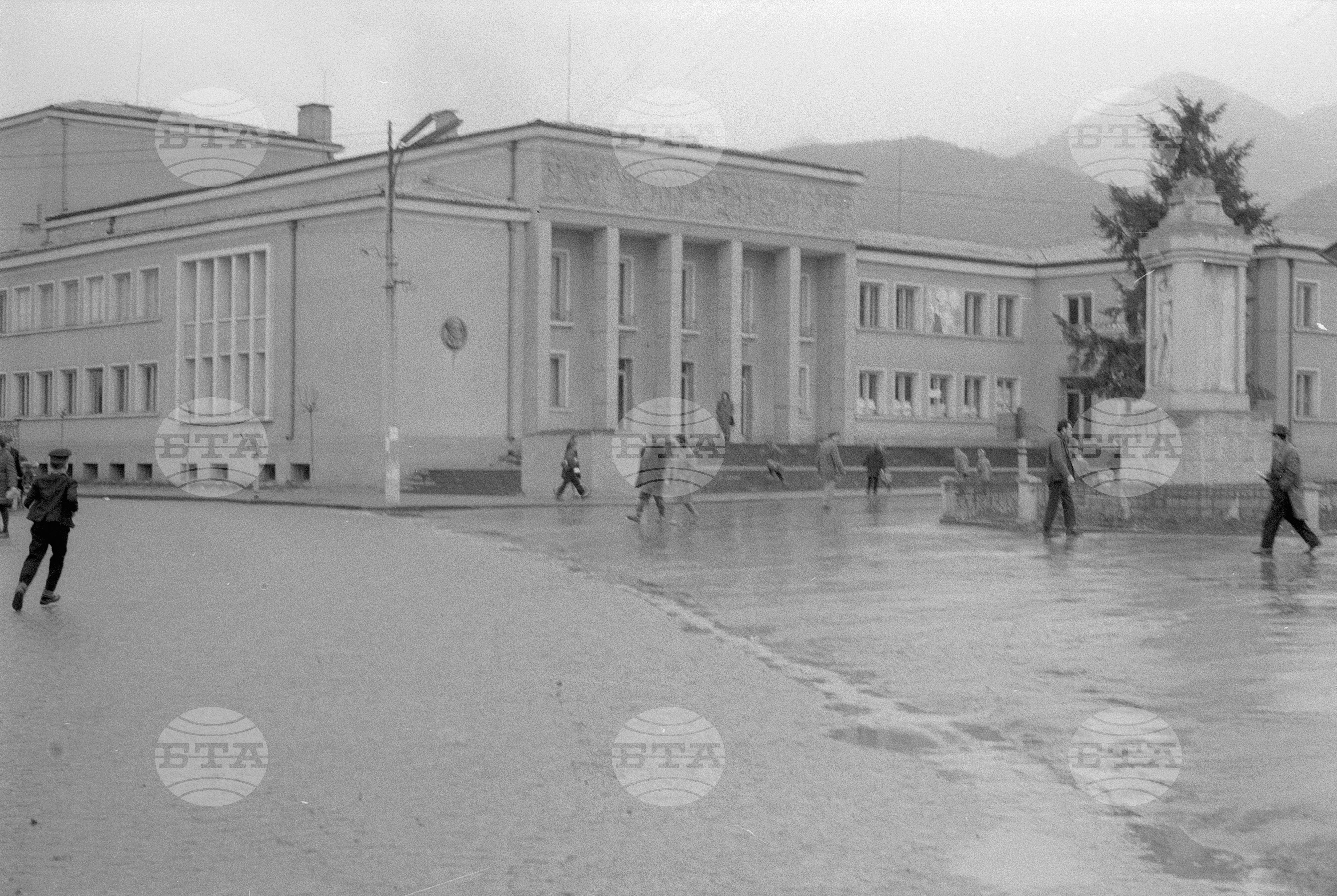 Град Златица в снимки
