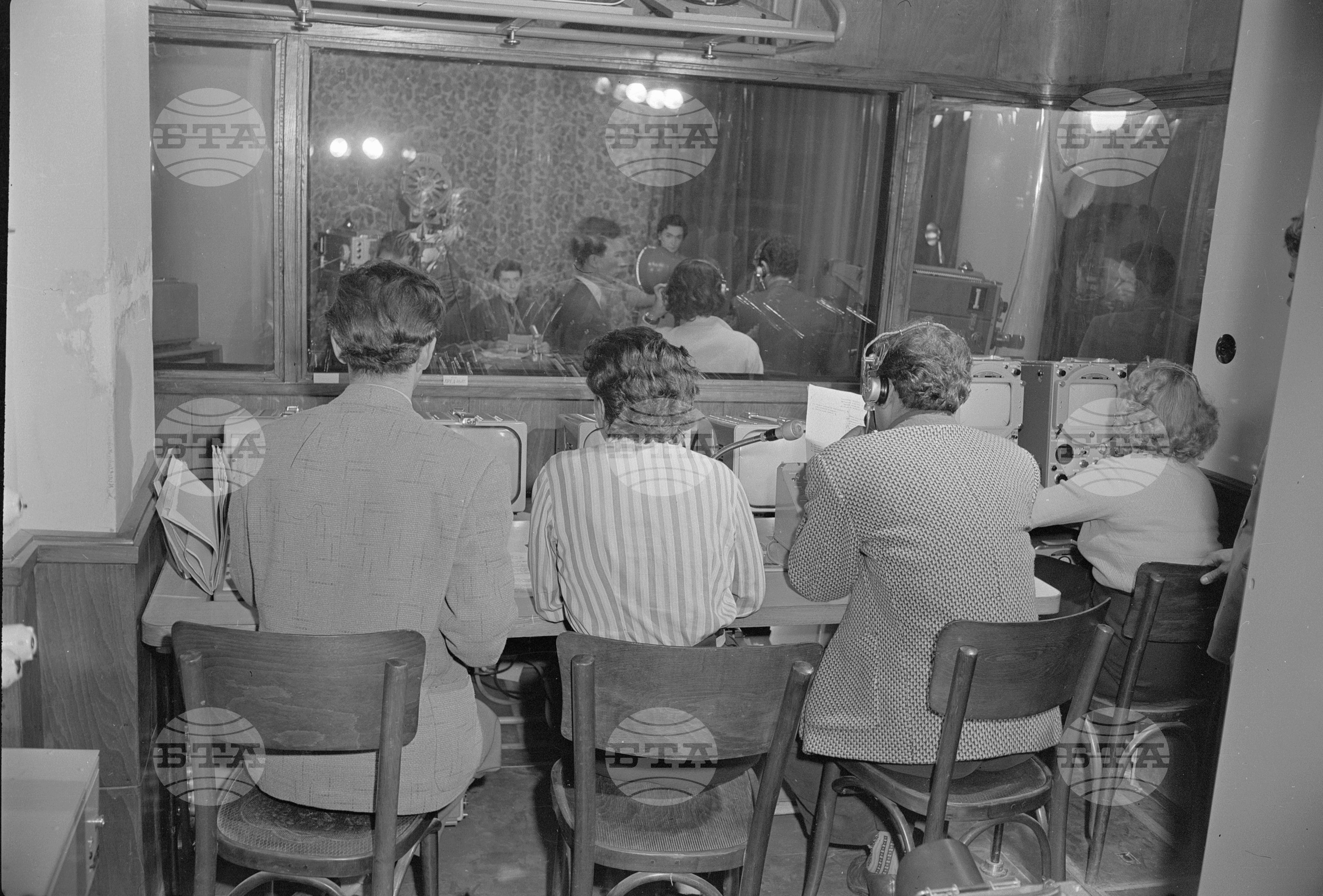 Радио-релейната и телевизионна станция - София влезе в пробна експлоатация