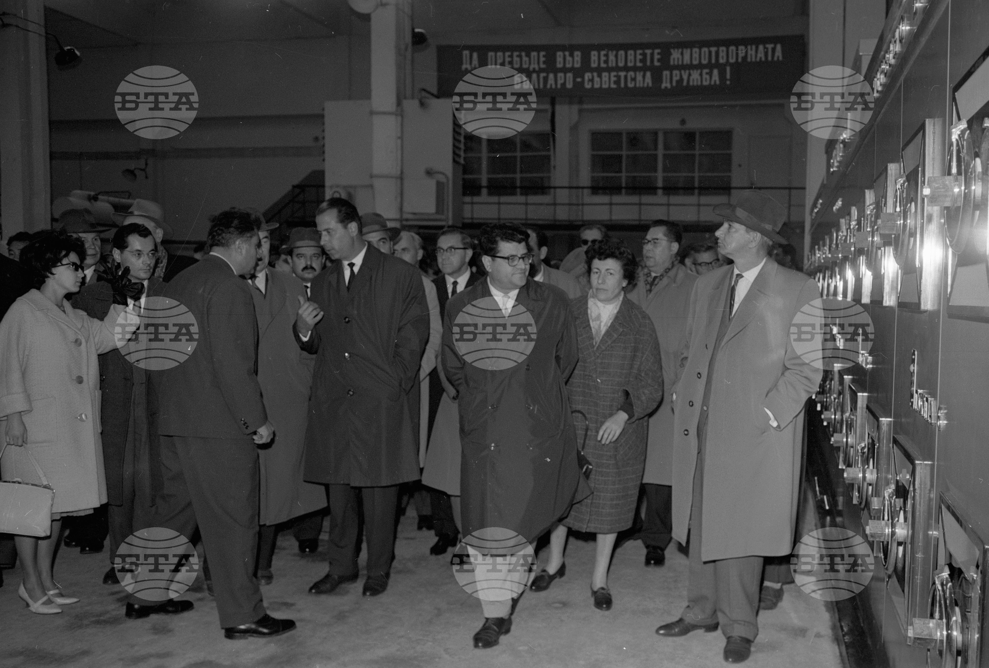 Тържествено откриване на завода за преработване и стабилизиране на вина край град София
