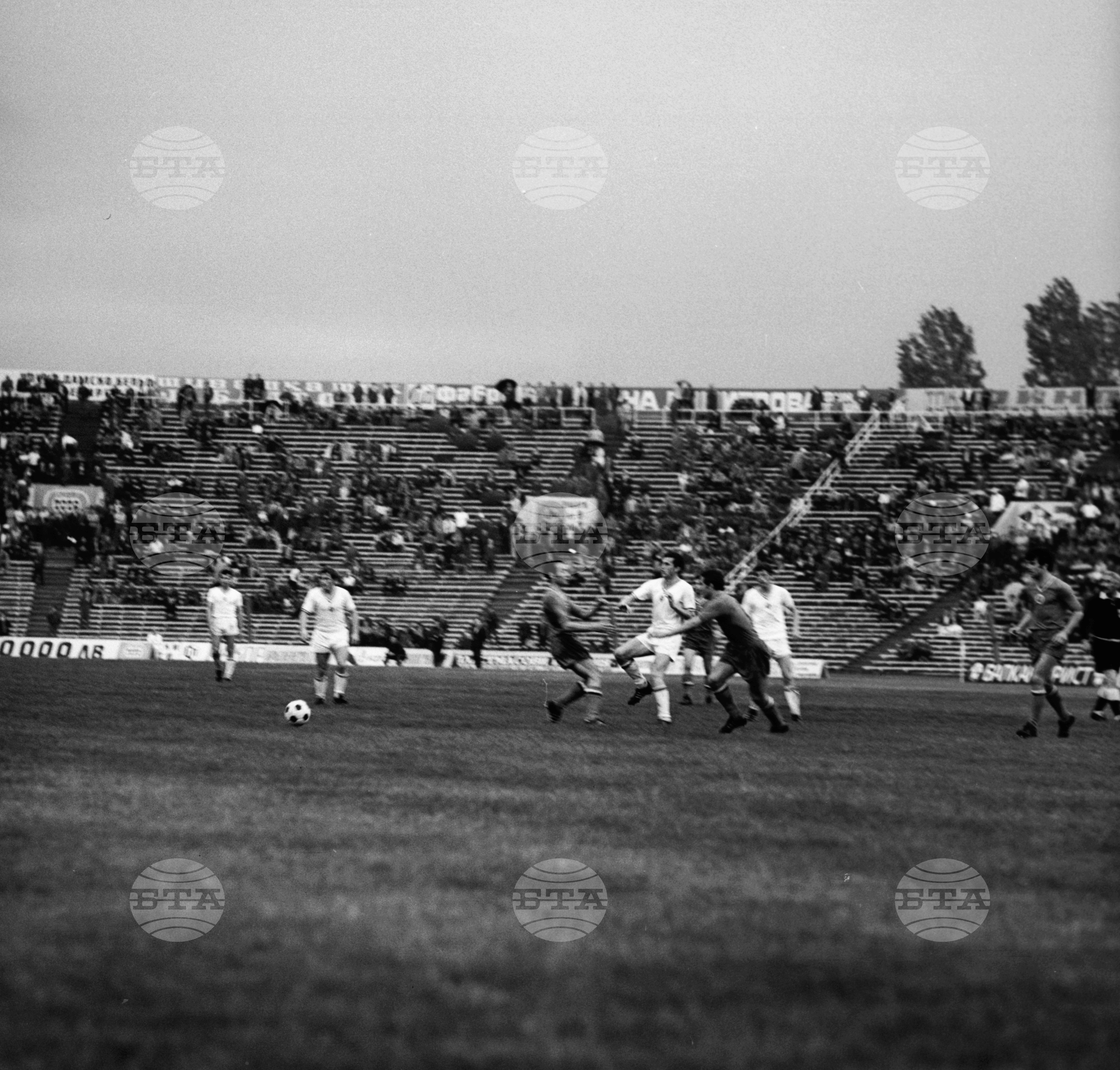 Футболна среща между отборите на Унгария и България 3:0