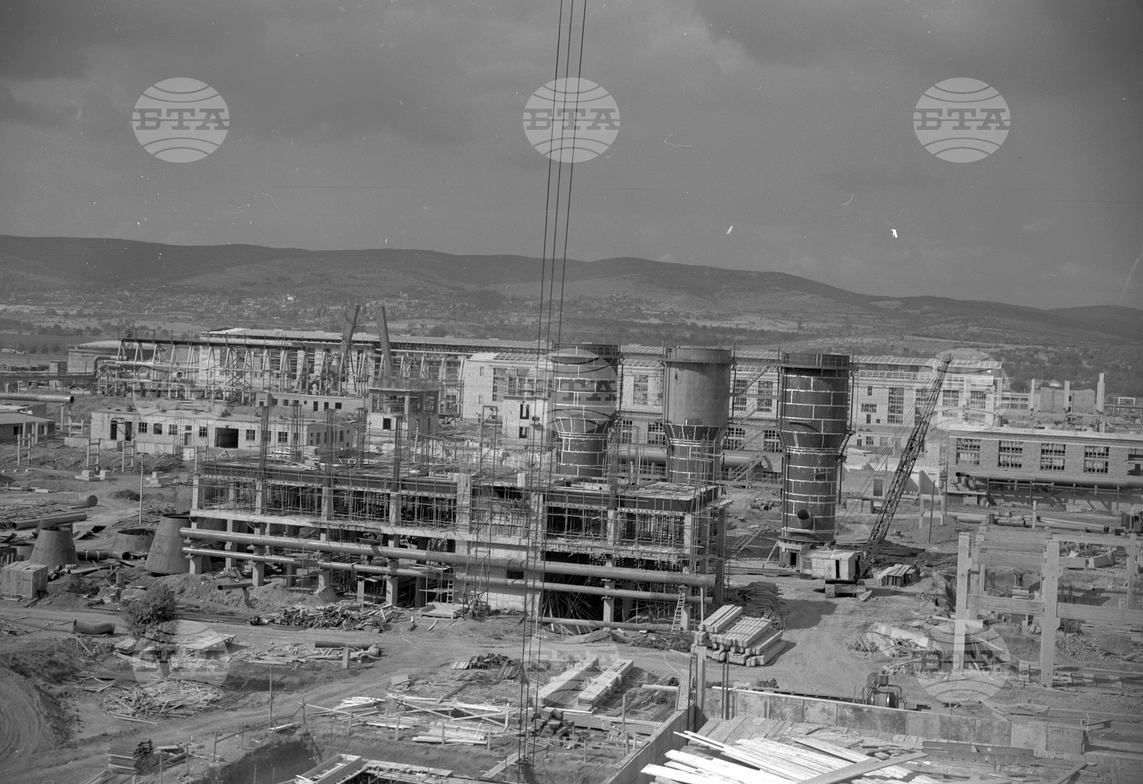 На строежа на АТЗ (Азотно-торов завод) край Стара Загора