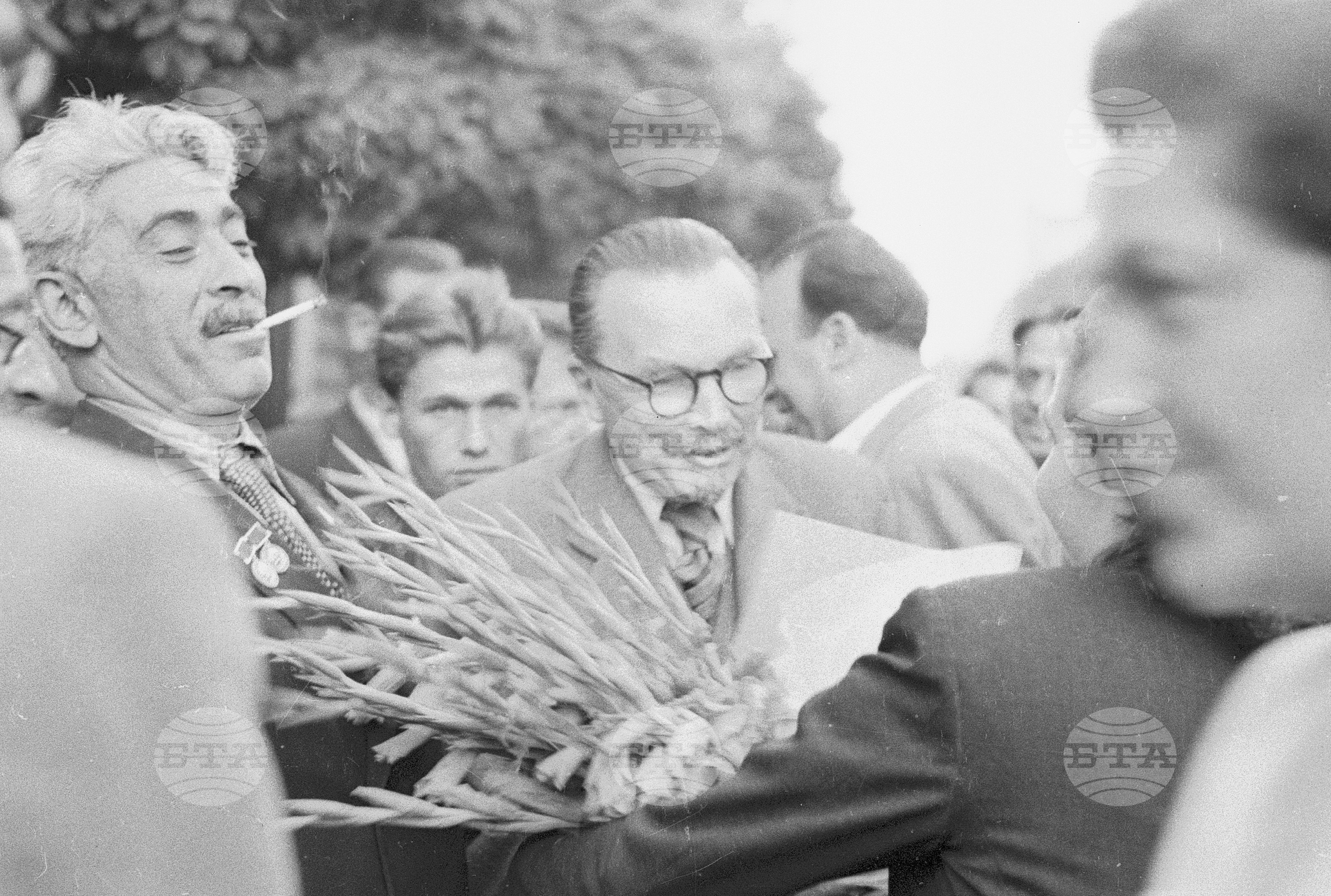 Съветските гости по време на месеца на Съветската дружба, 1951 година - Чекирьов, Скрябин и други