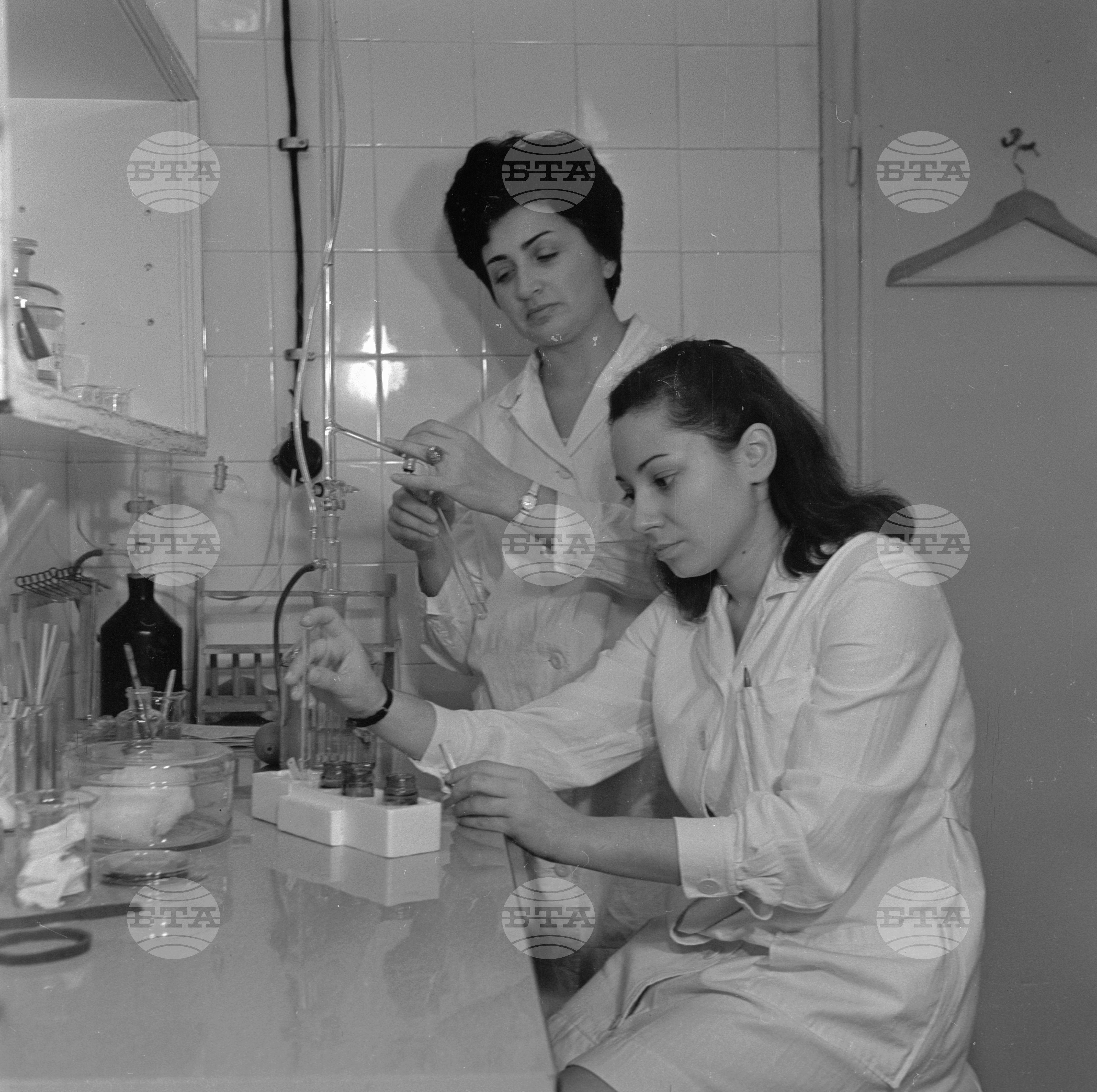 Лаборанти - 1972 година