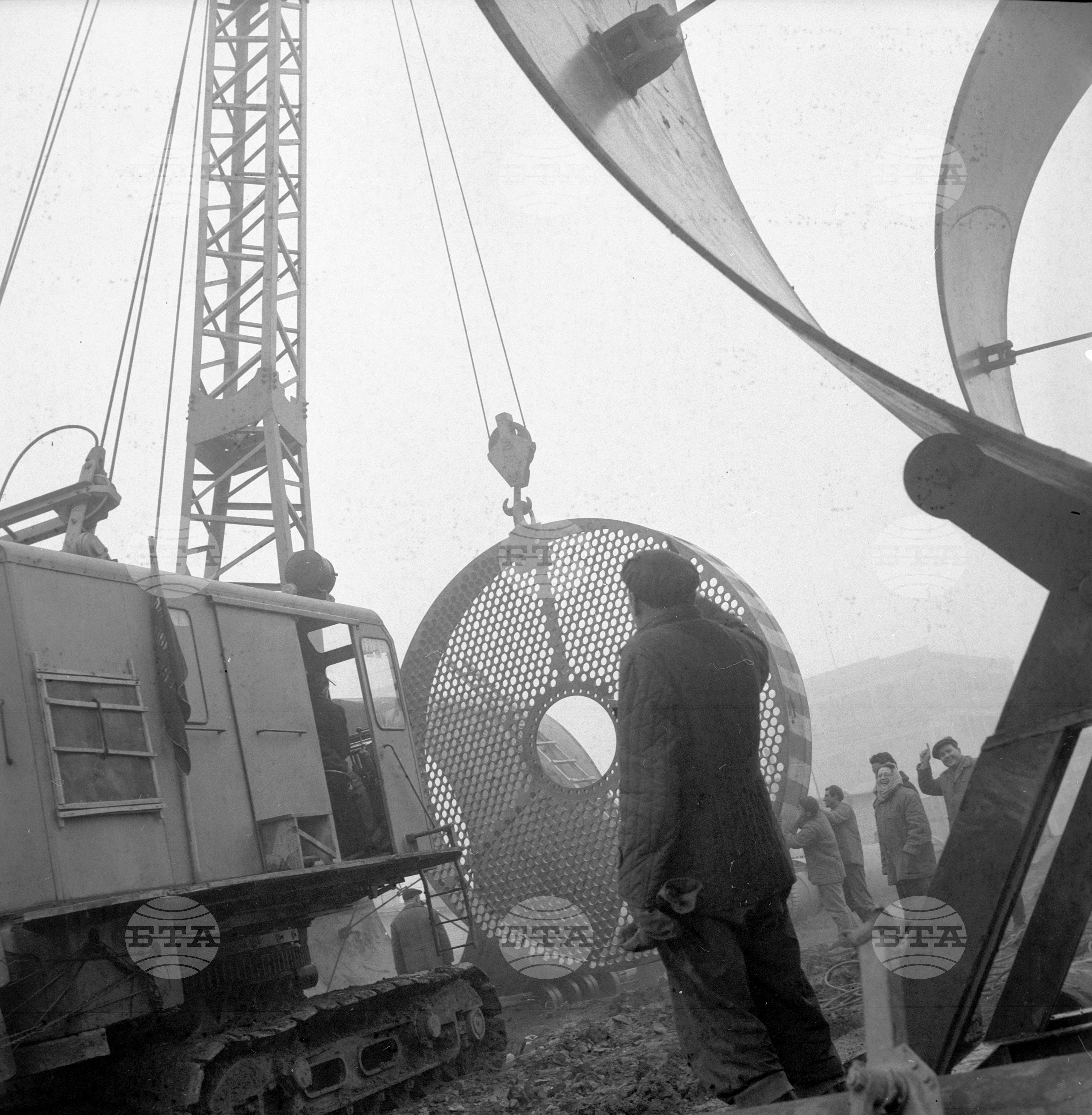 На строежа на Азотно-торовия завод край Стара Загора 1962г. част 3