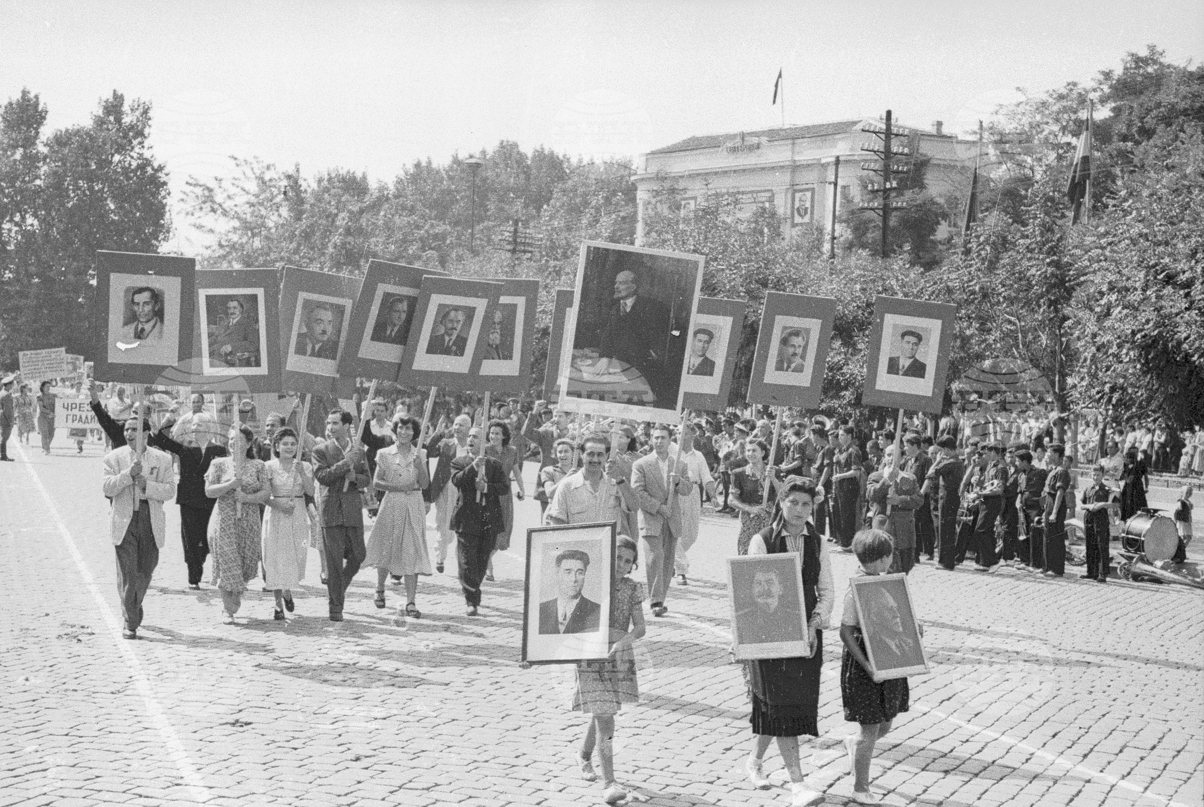 Деветосептемврийска манифестация - част 2