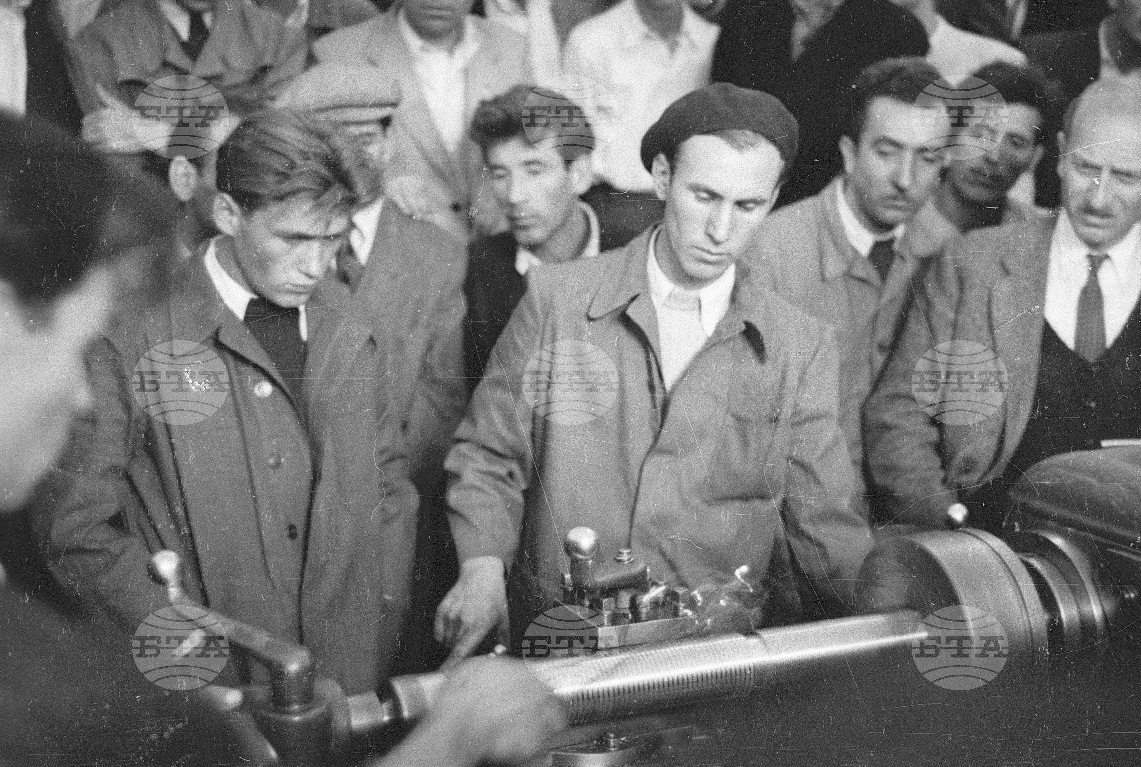 Съветските гости по време на месеца на Съветската дружба, 1951 година - Чекирьов, Скрябин и други