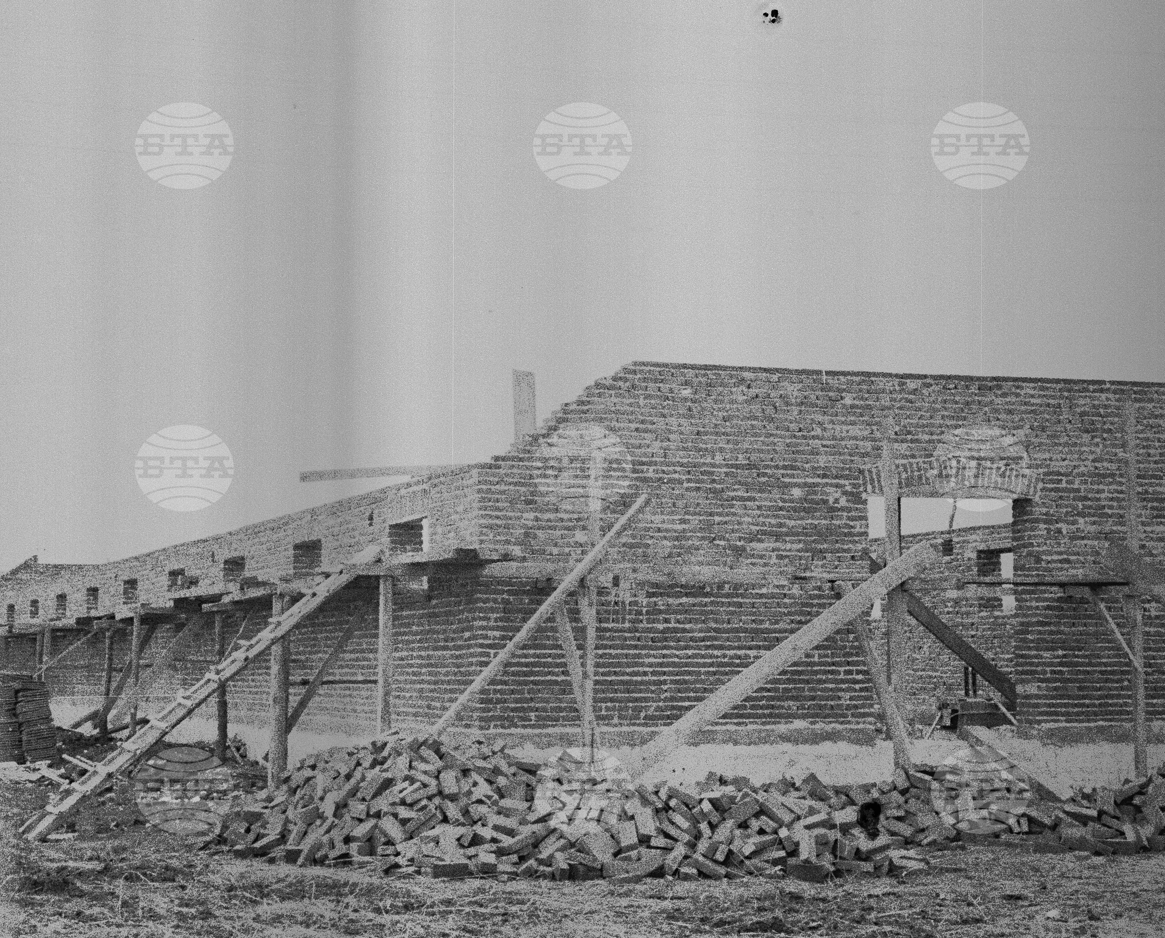 Откриване на гимназията в Перущица, 1951