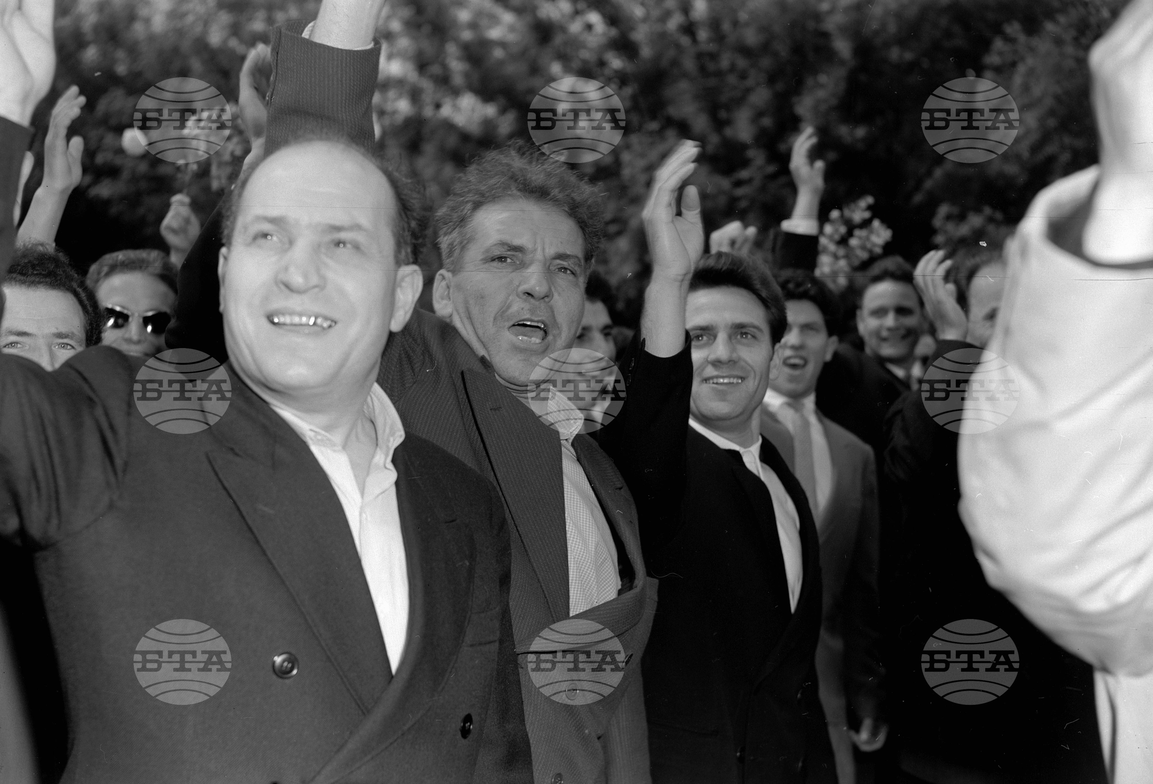 Величествената първомайска манифестация на трудещите се в Пловдив (1961)