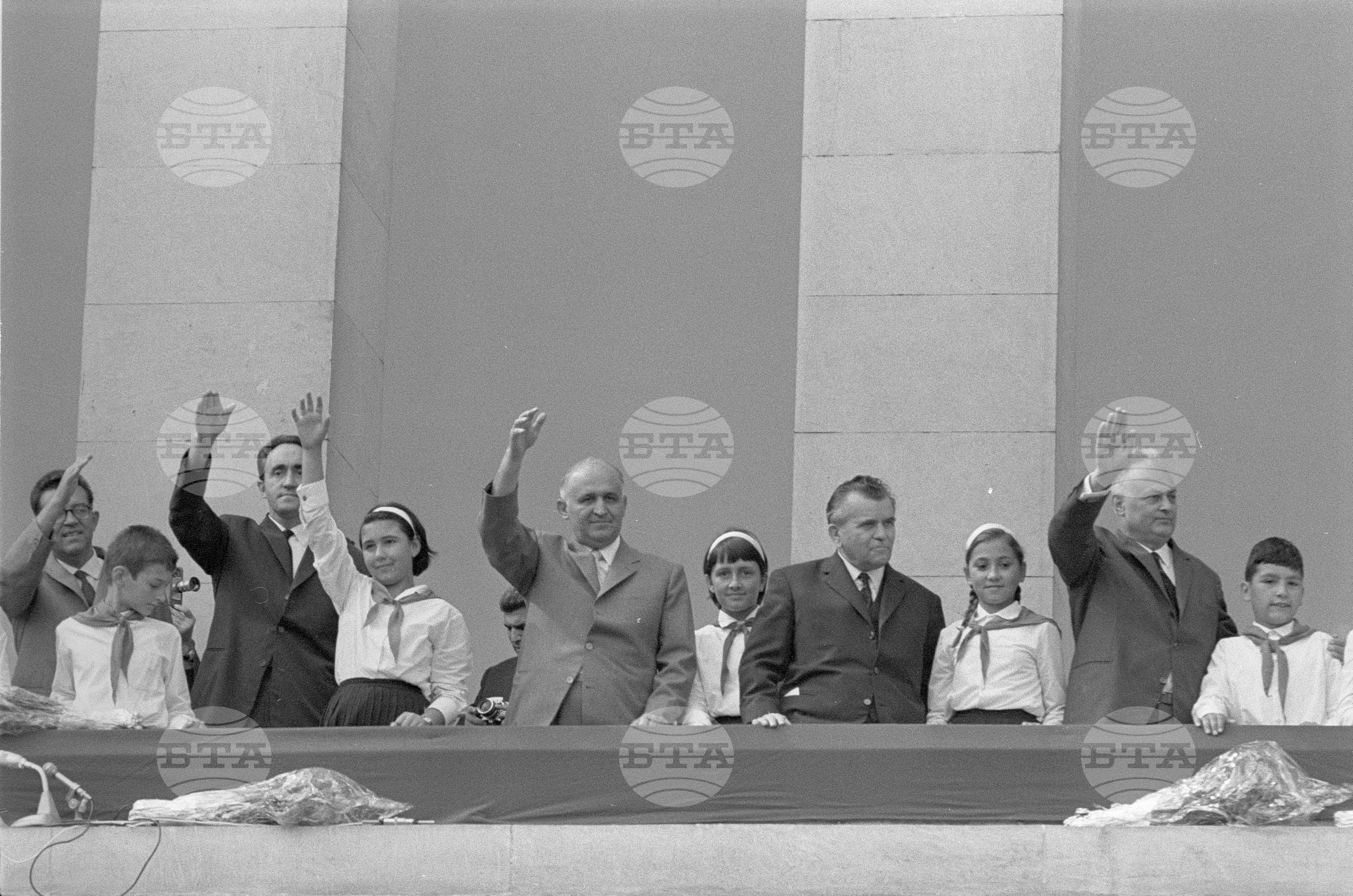 Деветосептемврийска манифестация в Столицата - 1966 година