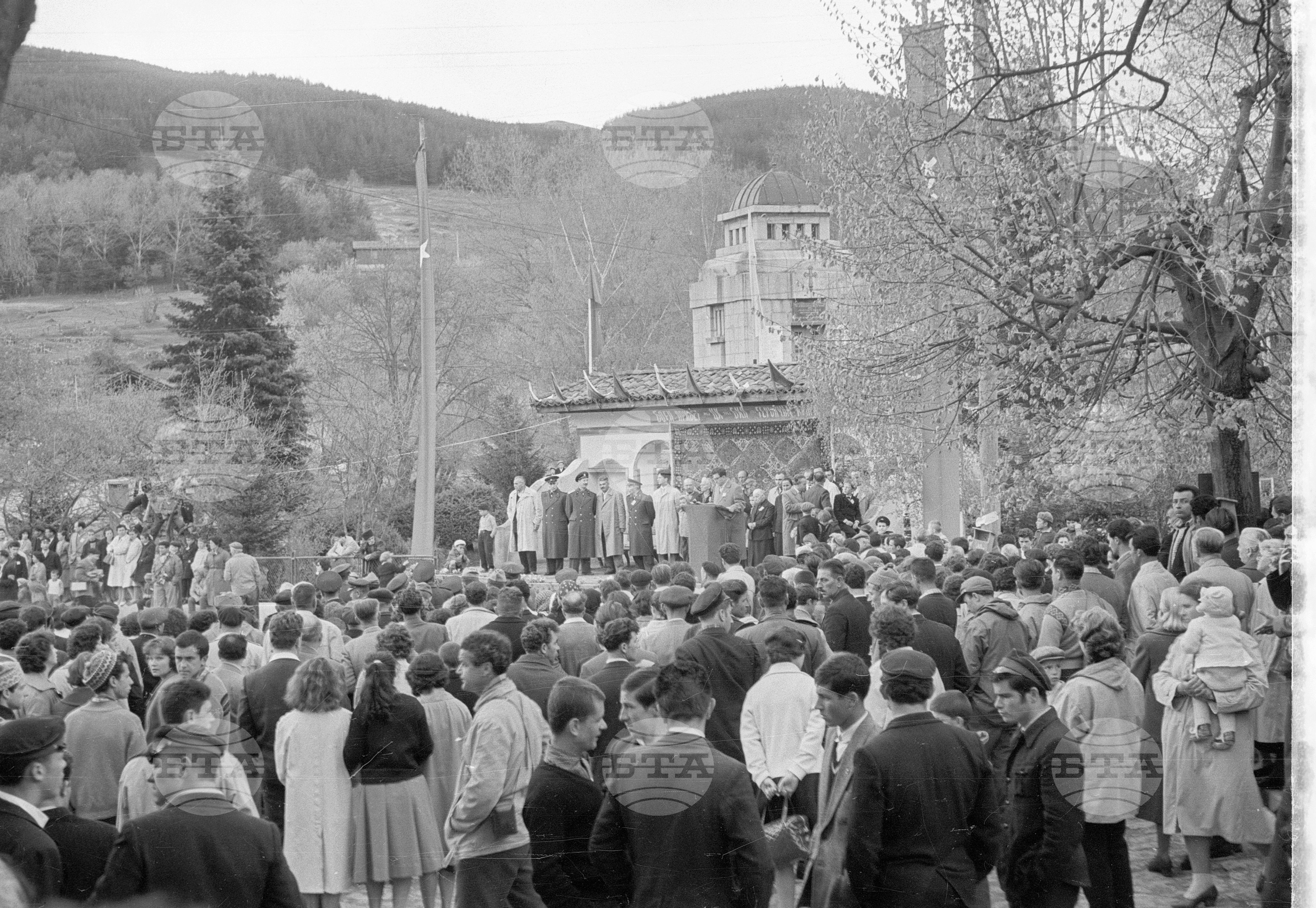 Честване 85-годишнината от Априлската епопея