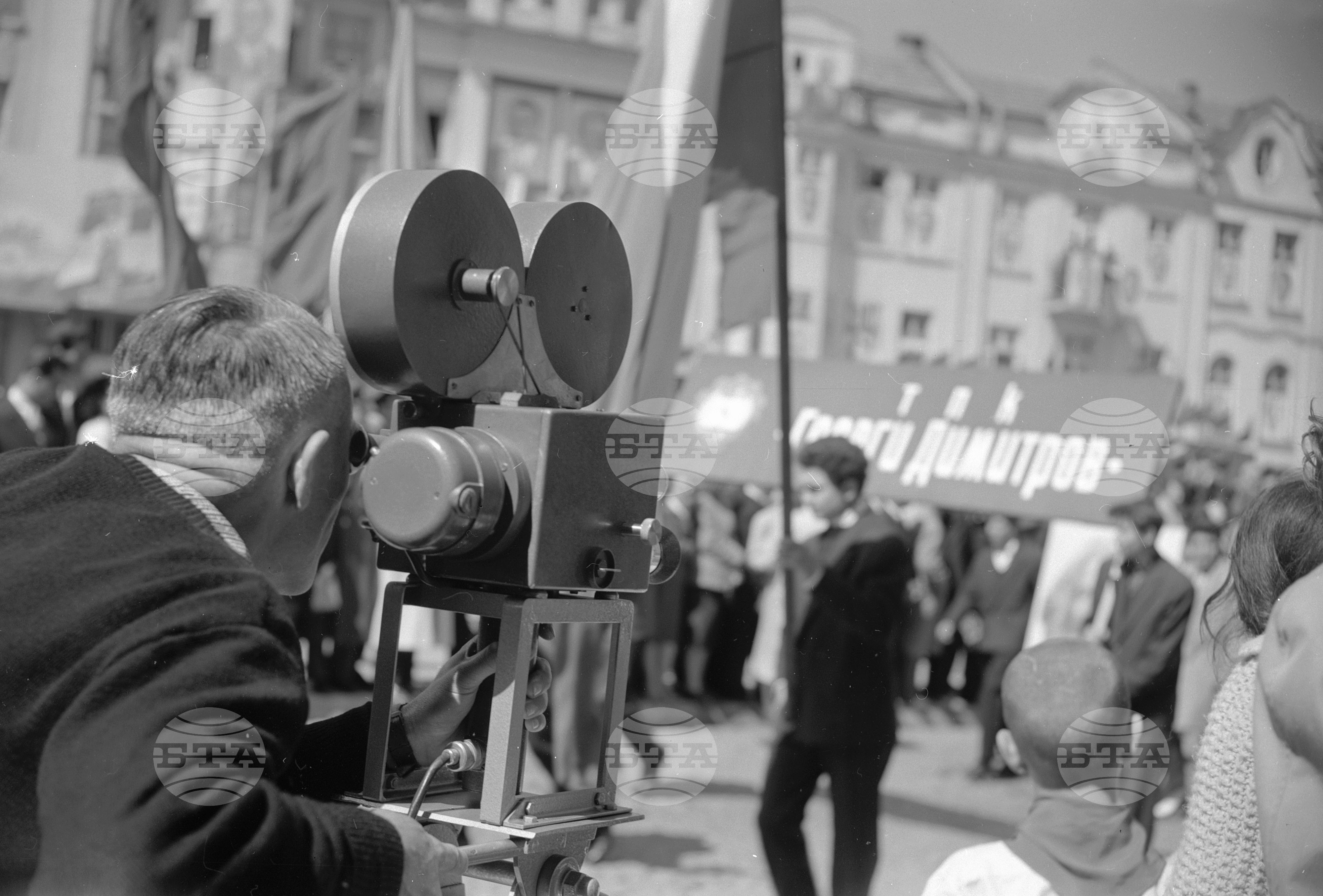 Първомайската манифестация на трудещите се в Плевен 1962г. част 3