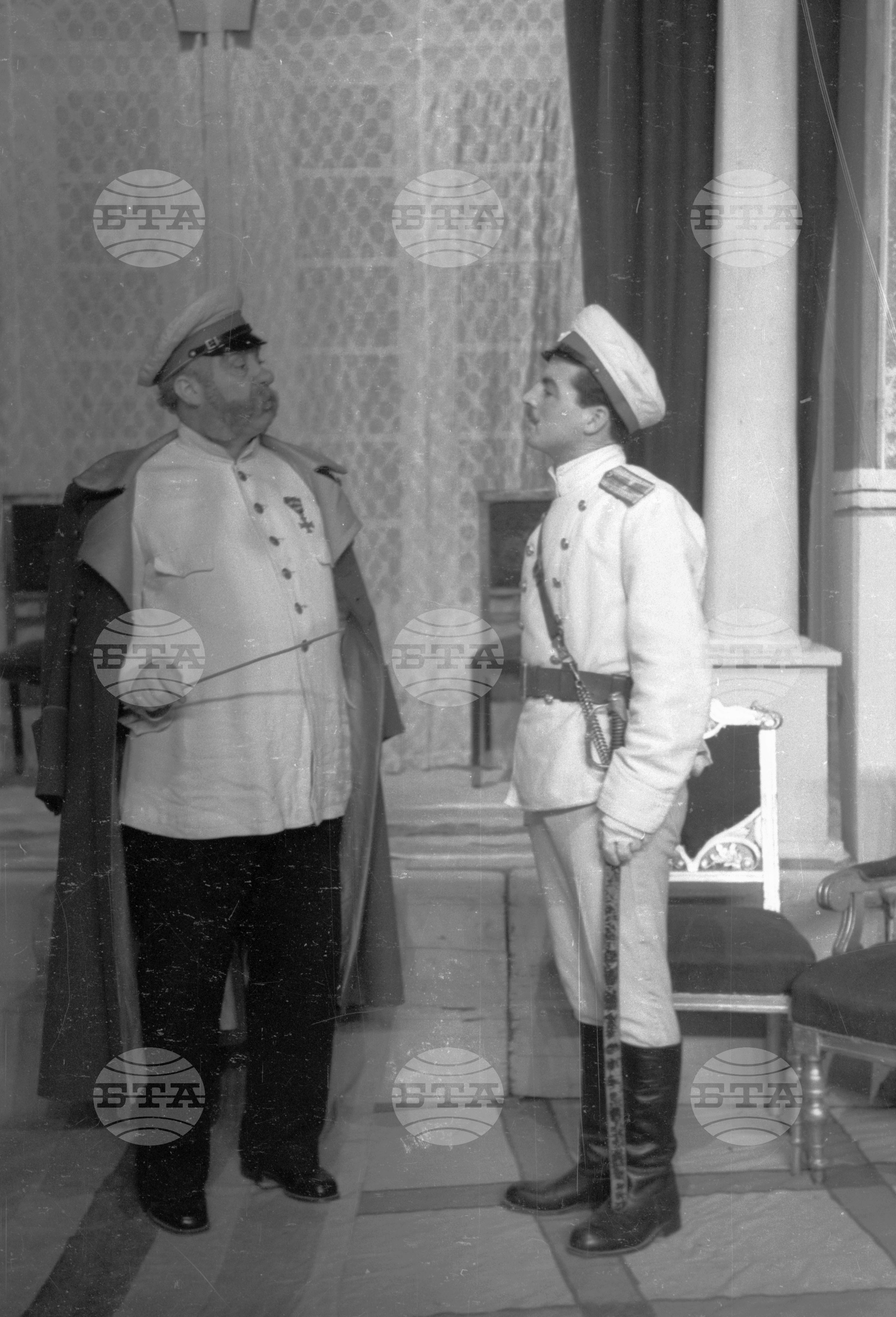 Народен театър "Иван Вазов", 1951 - част 1